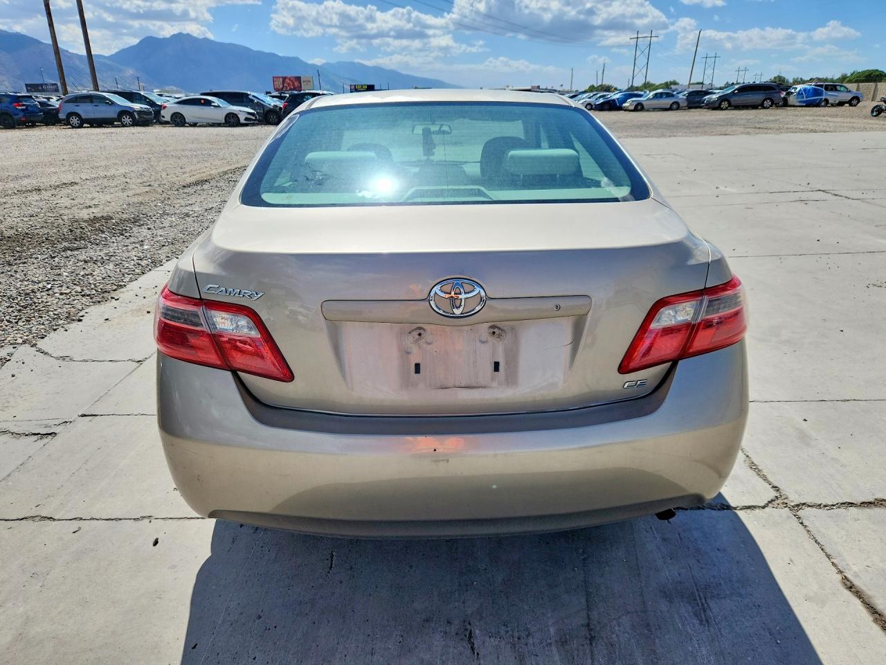 2007 Toyota Camry Ce Beige vin: 4T4BE46K17R009465