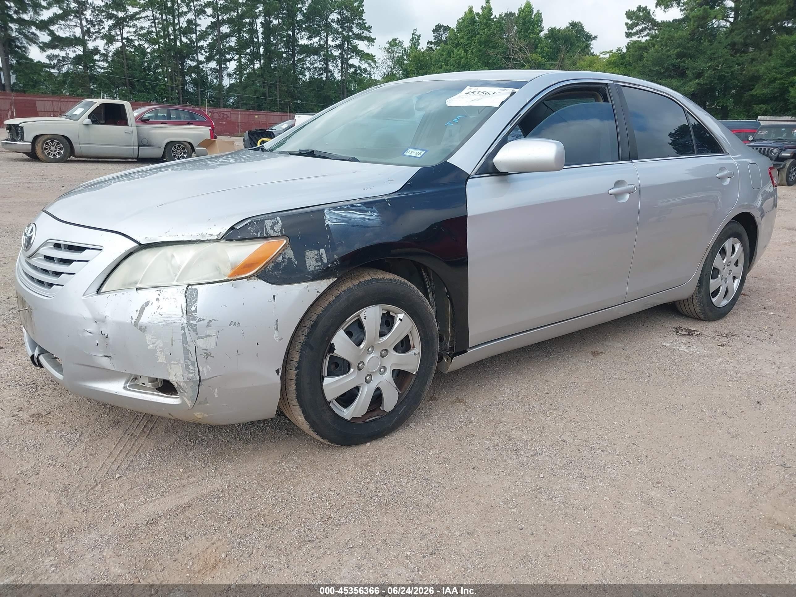 2008 Toyota Camry Le Silver vin: 4T4BE46K18R012335