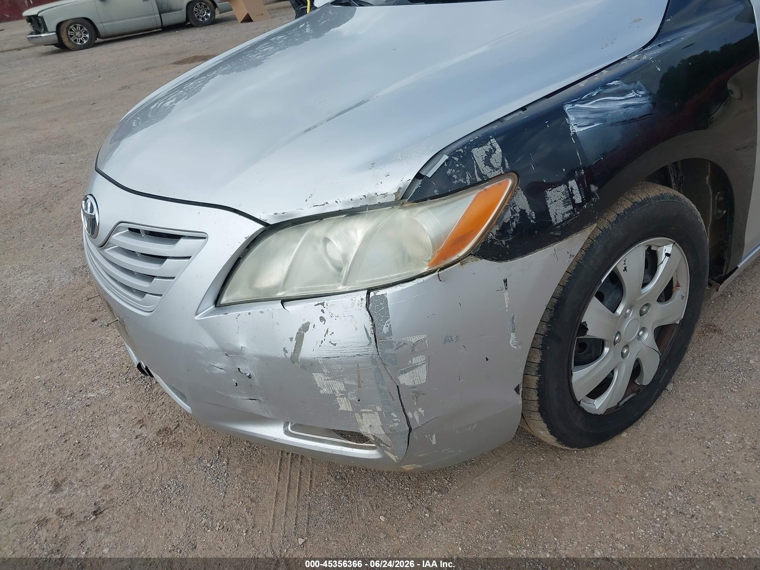 2008 Toyota Camry Le Silver vin: 4T4BE46K18R012335