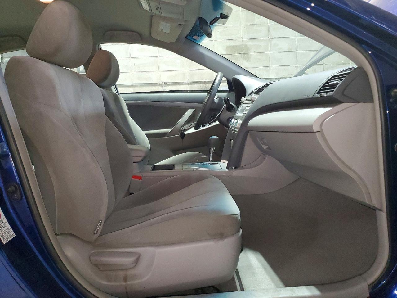 2008 Toyota Camry Le Синий vin: 4T4BE46K18R046551