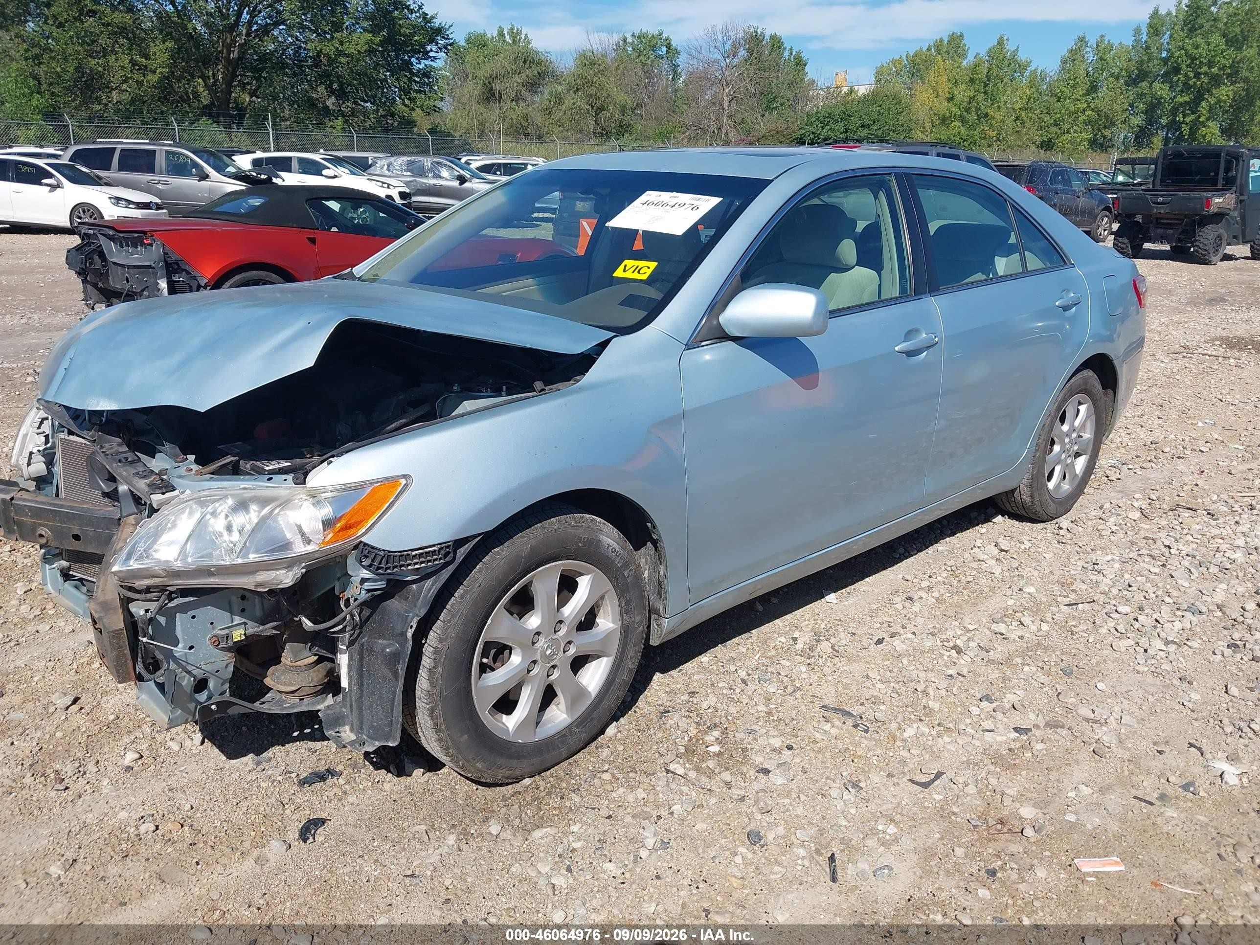 2009 Toyota Camry Le Light Blue vin: 4T4BE46K19R058278