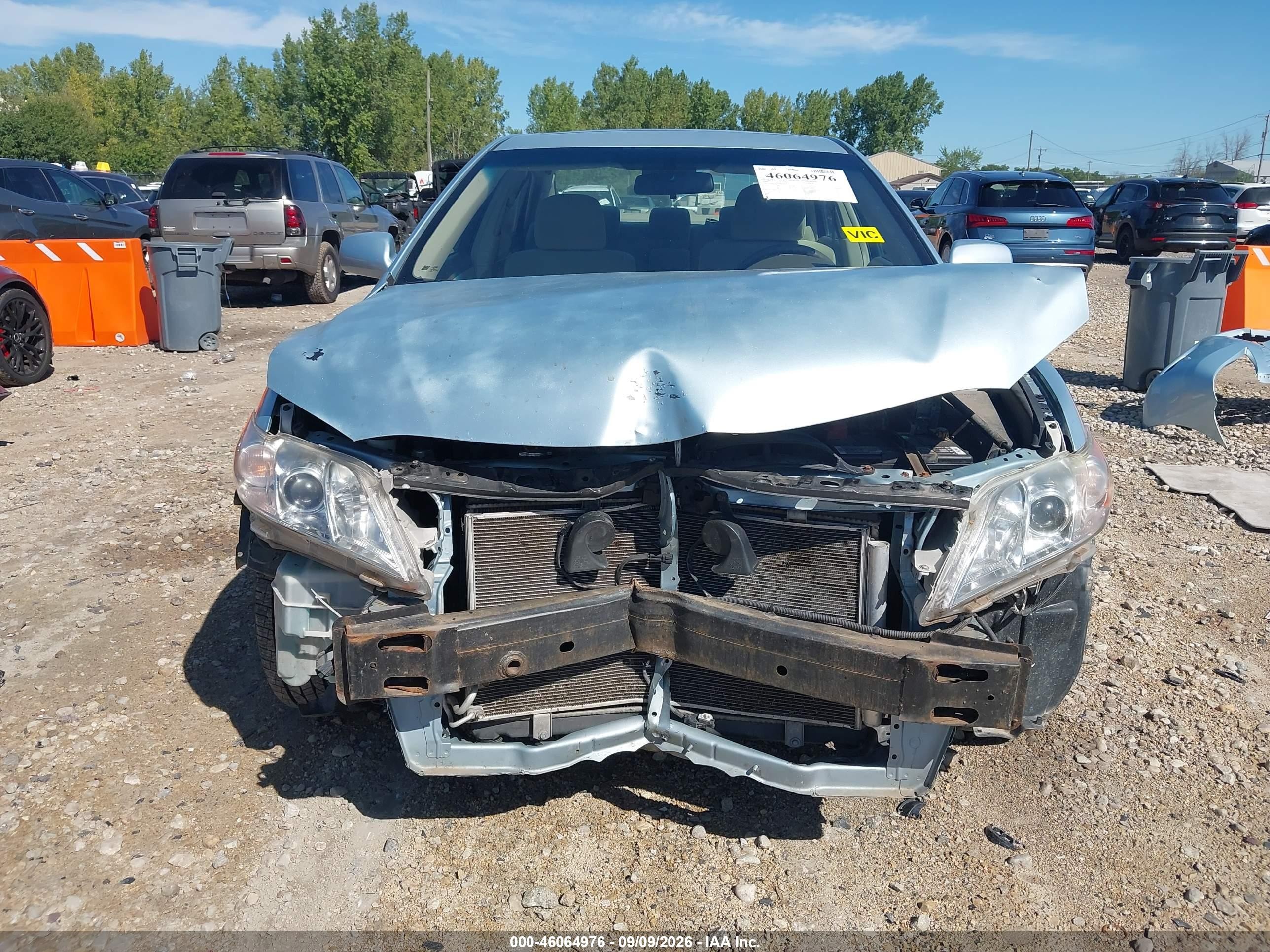 2009 Toyota Camry Le Light Blue vin: 4T4BE46K19R058278