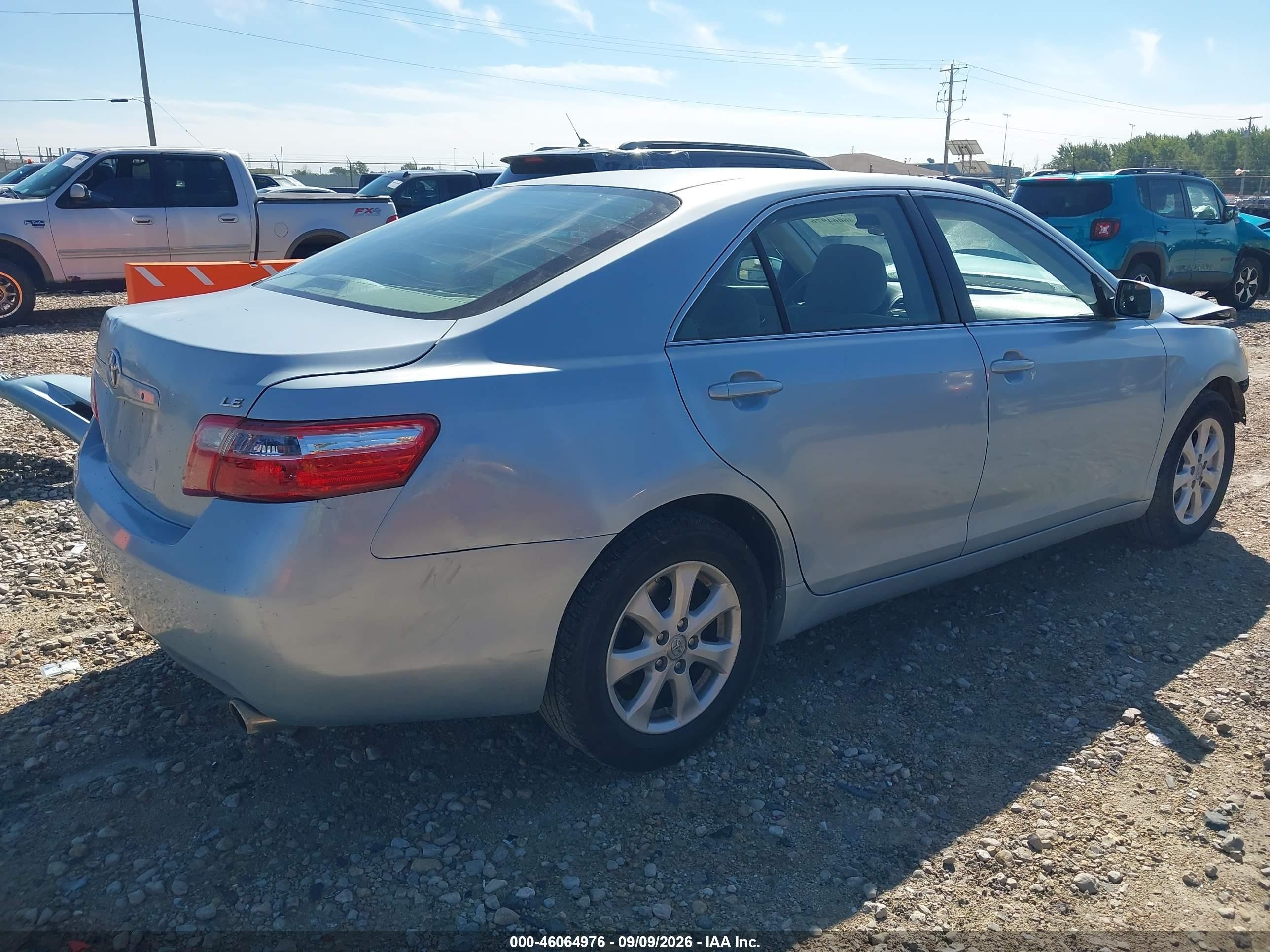 2009 Toyota Camry Le Light Blue vin: 4T4BE46K19R058278