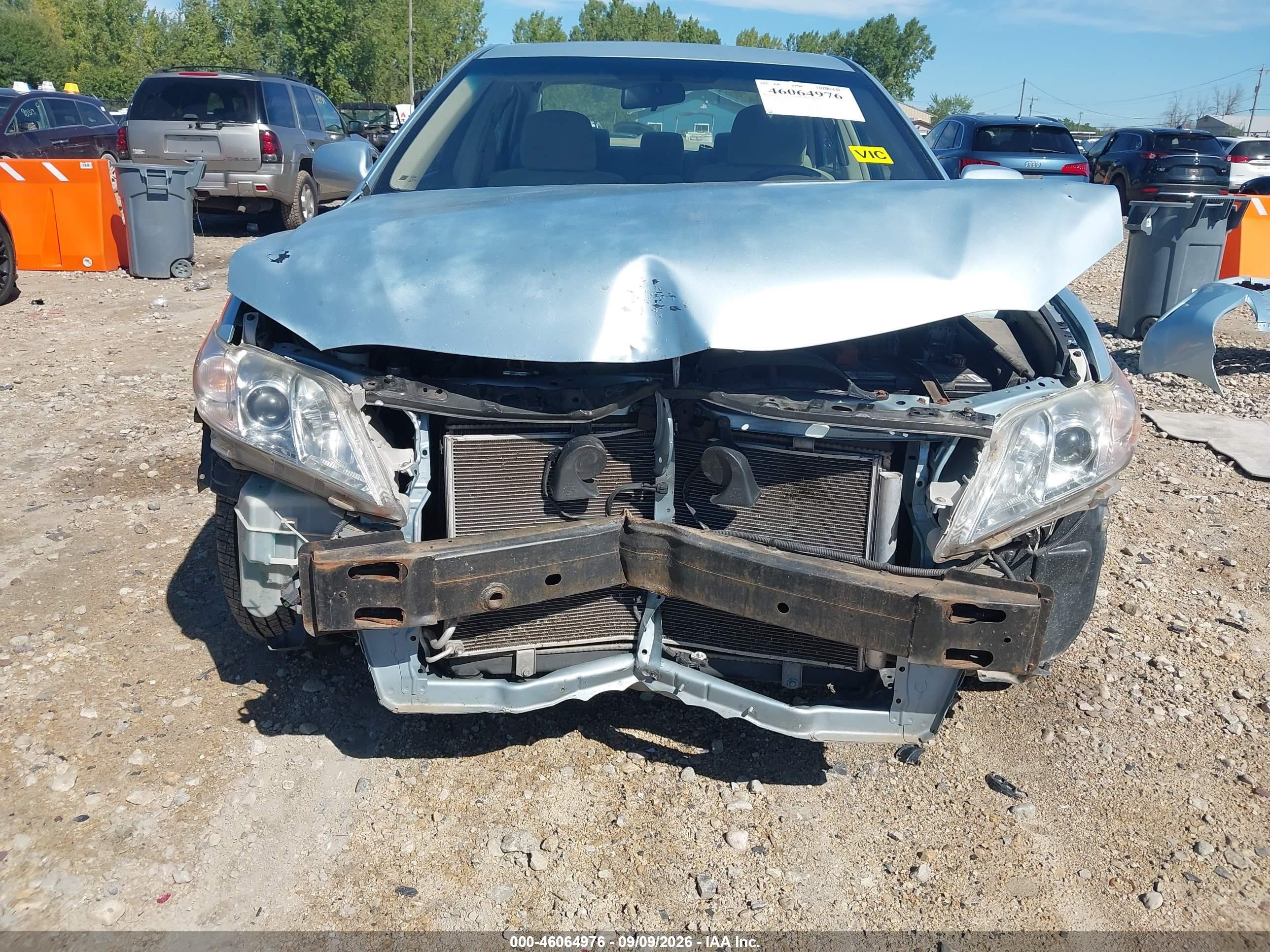 2009 Toyota Camry Le Light Blue vin: 4T4BE46K19R058278