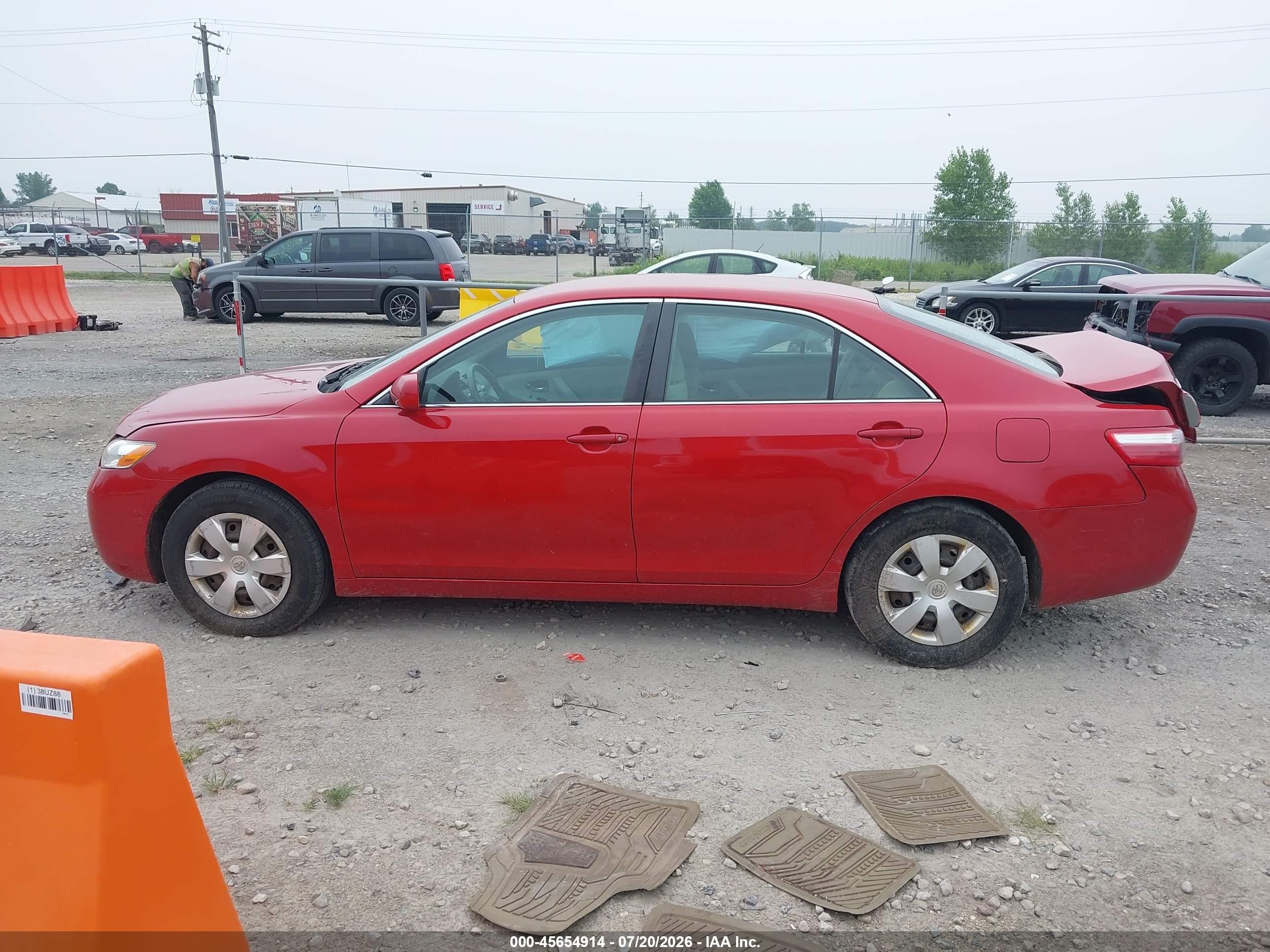 2009 Toyota Camry Le Красный vin: 4T4BE46K19R061553