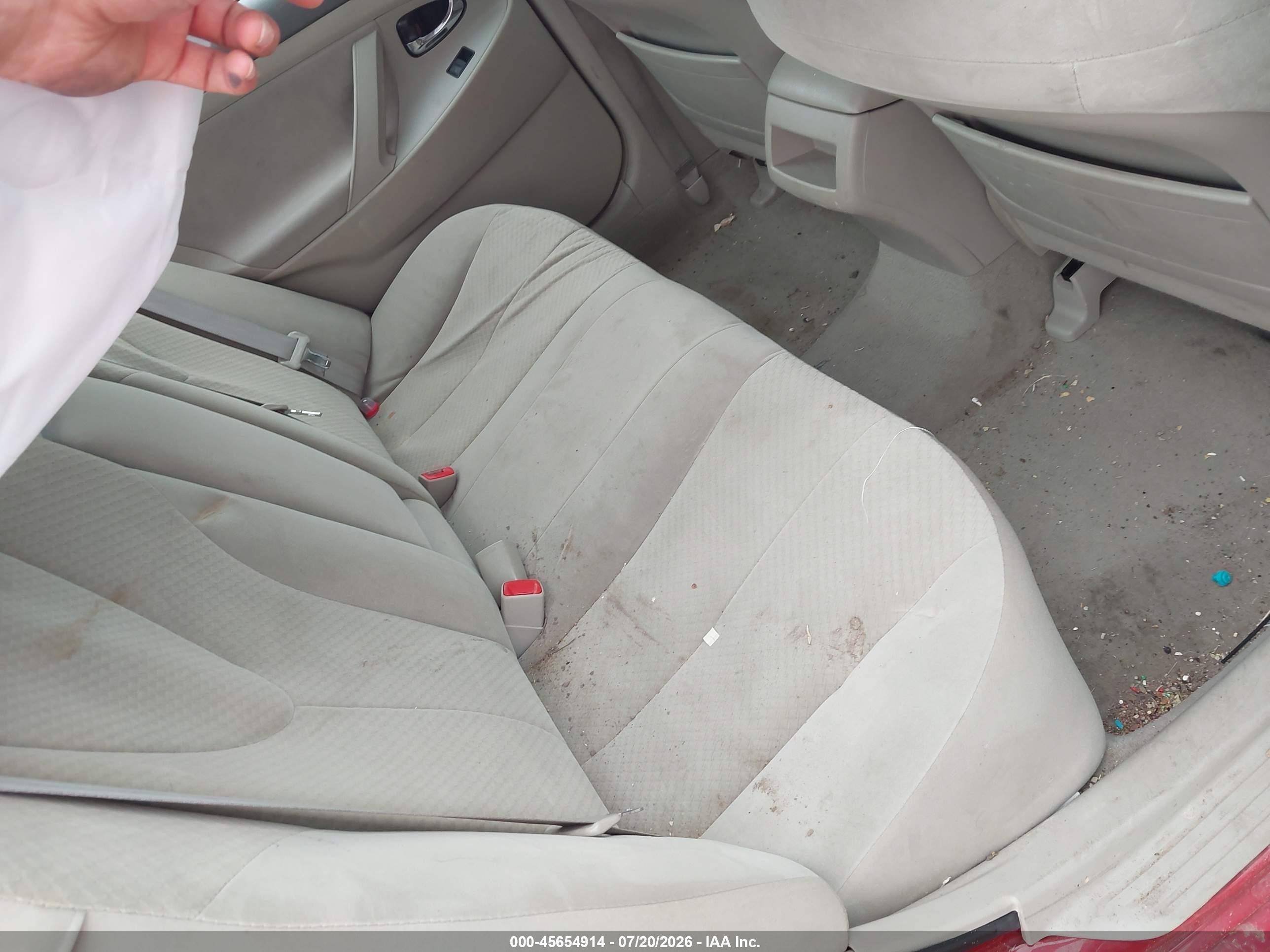 2009 Toyota Camry Le Красный vin: 4T4BE46K19R061553