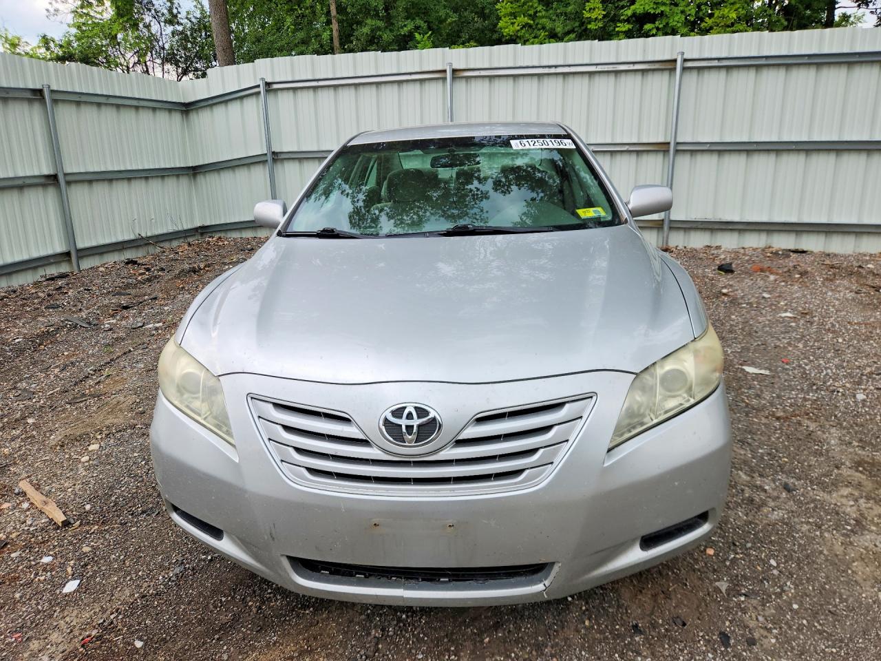 2009 Toyota Camry Le Серебряный vin: 4T4BE46K19R066784