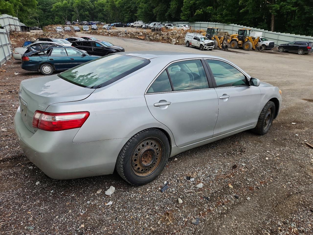 2009 Toyota Camry Le Серебряный vin: 4T4BE46K19R066784