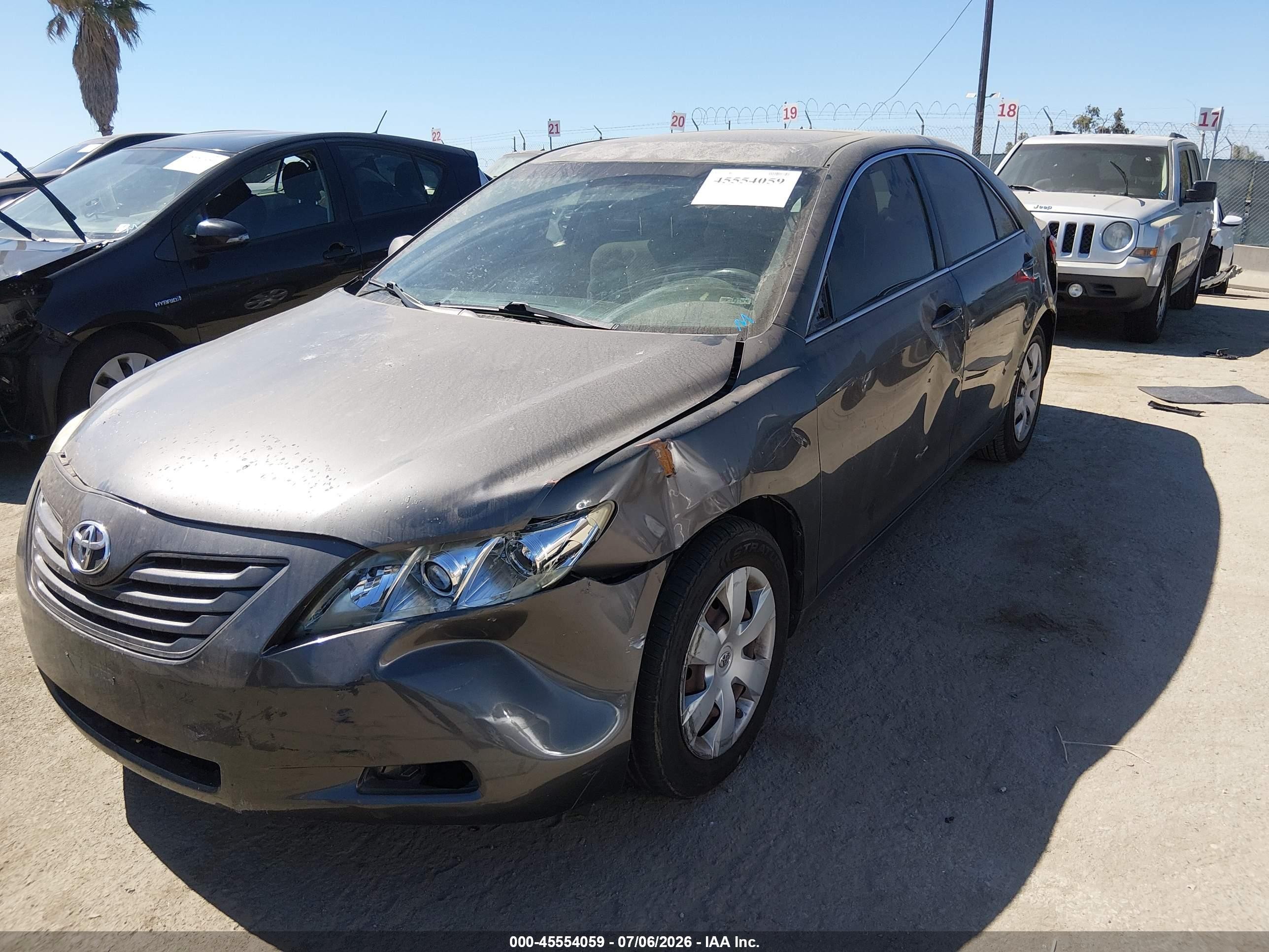 2009 Toyota Camry Le Серый vin: 4T4BE46K19R074108