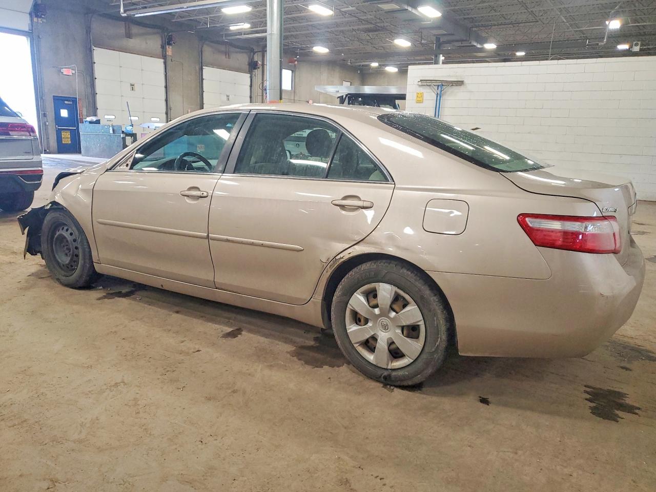 2009 Toyota Camry Base Бежевый vin: 4T4BE46K19R083147