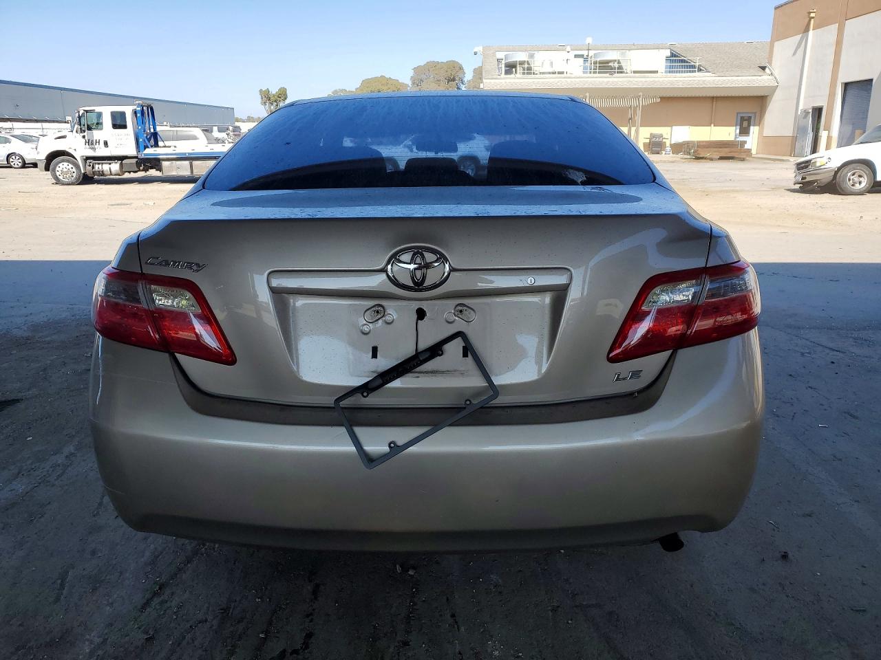 2009 Toyota Camry Le Tan vin: 4T4BE46K19R099851