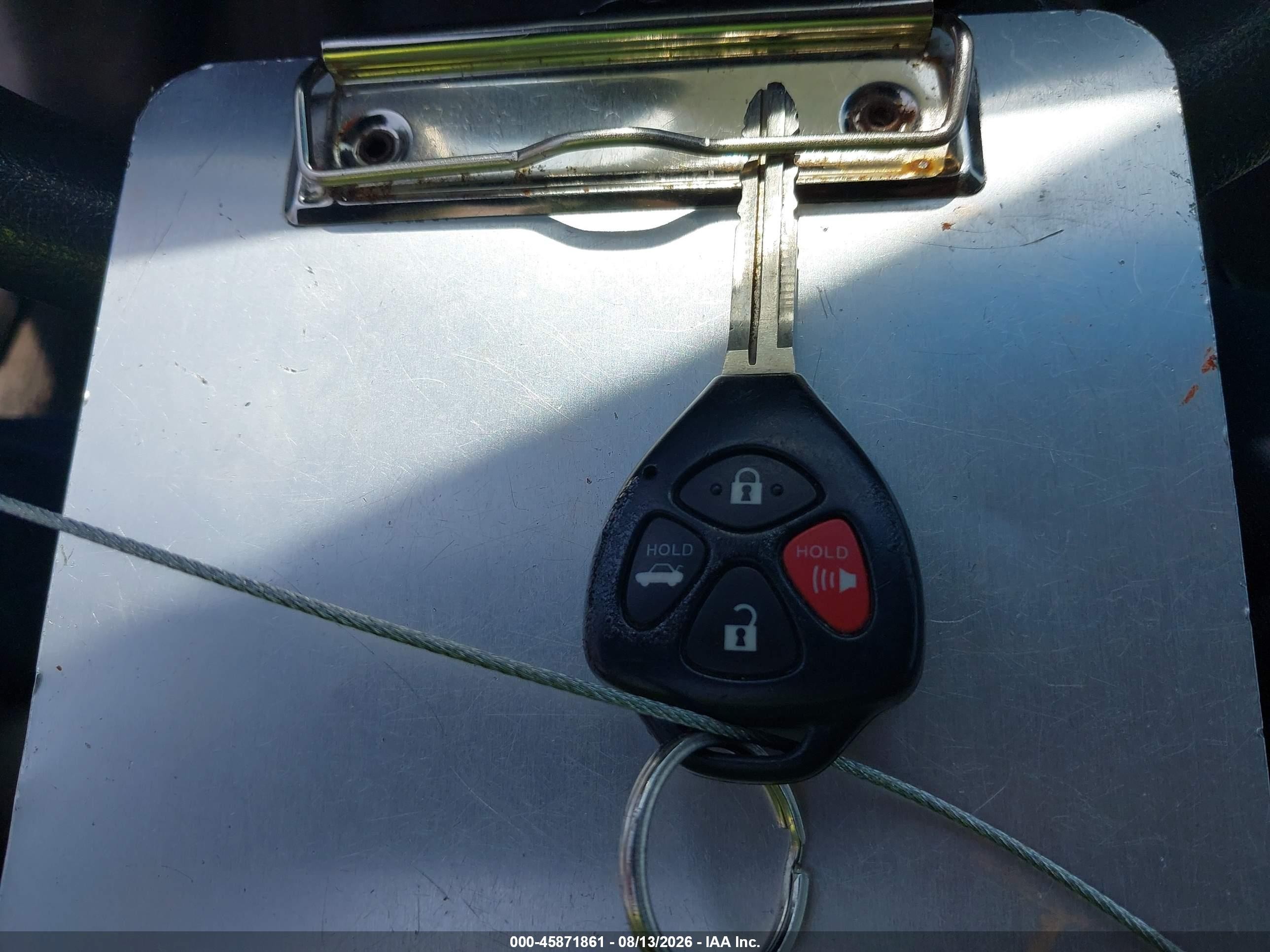 2009 Toyota Camry Le Красный vin: 4T4BE46K19R113800