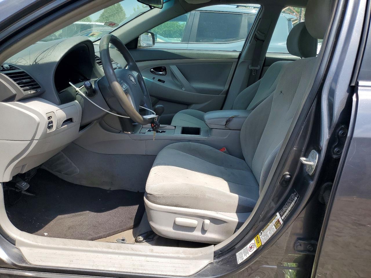 2009 Toyota Camry Le Серый vin: 4T4BE46K19R131875