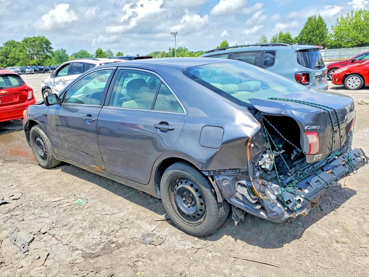 2009 Toyota Camry Le Серый vin: 4T4BE46K19R131875