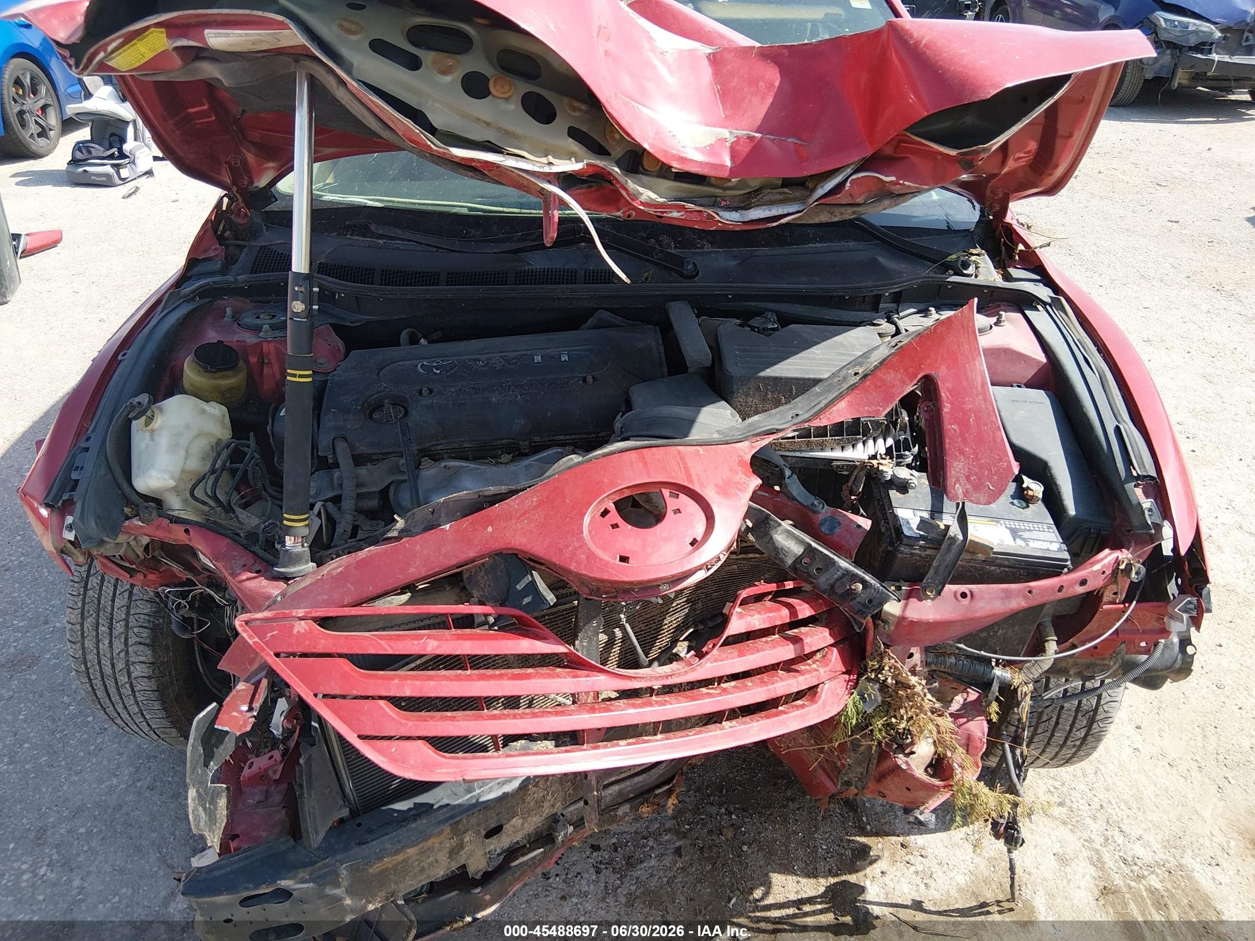 2007 Toyota Camry Le Red vin: 4T4BE46K27R004579