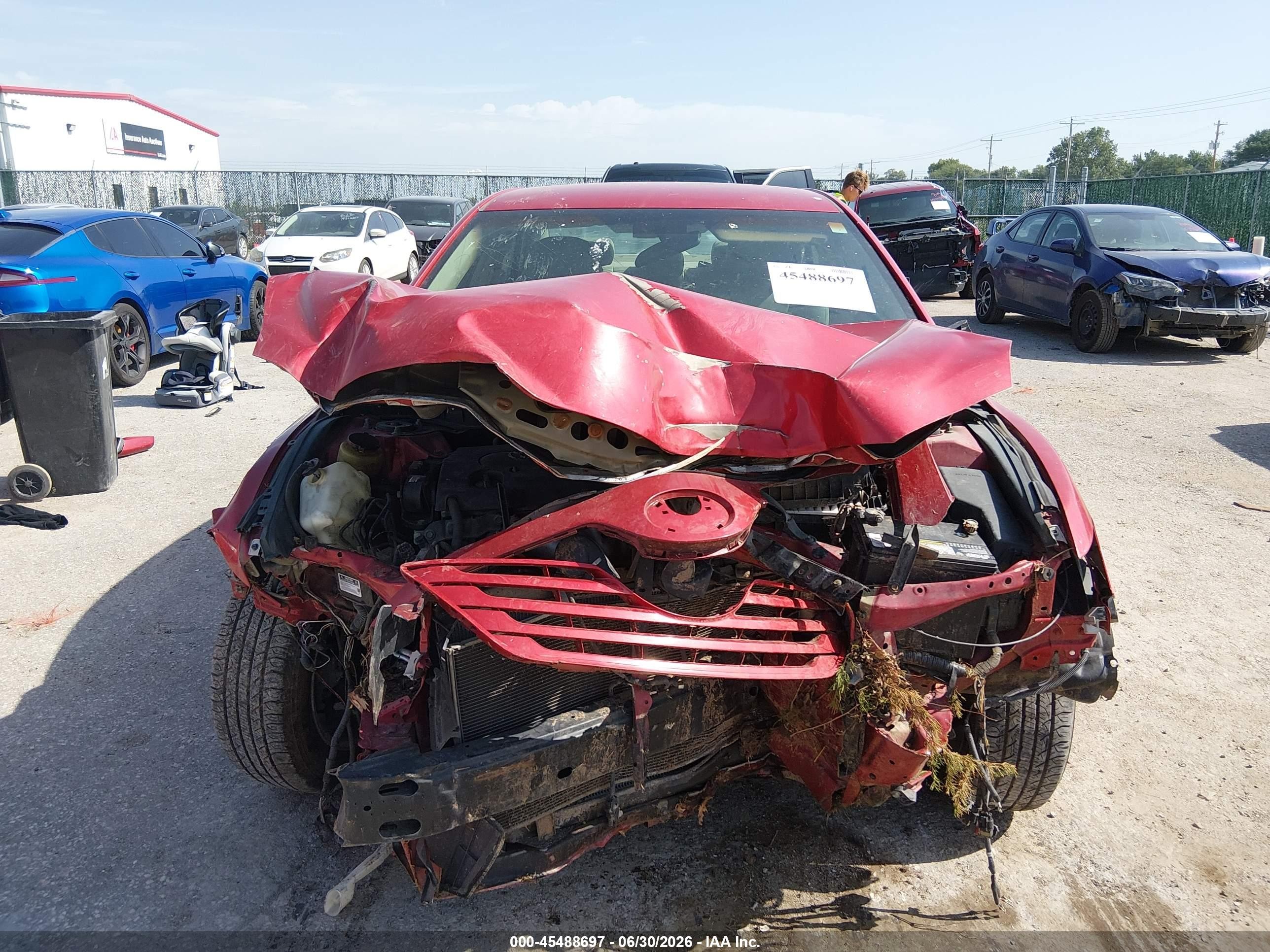 2007 Toyota Camry Le Red vin: 4T4BE46K27R004579