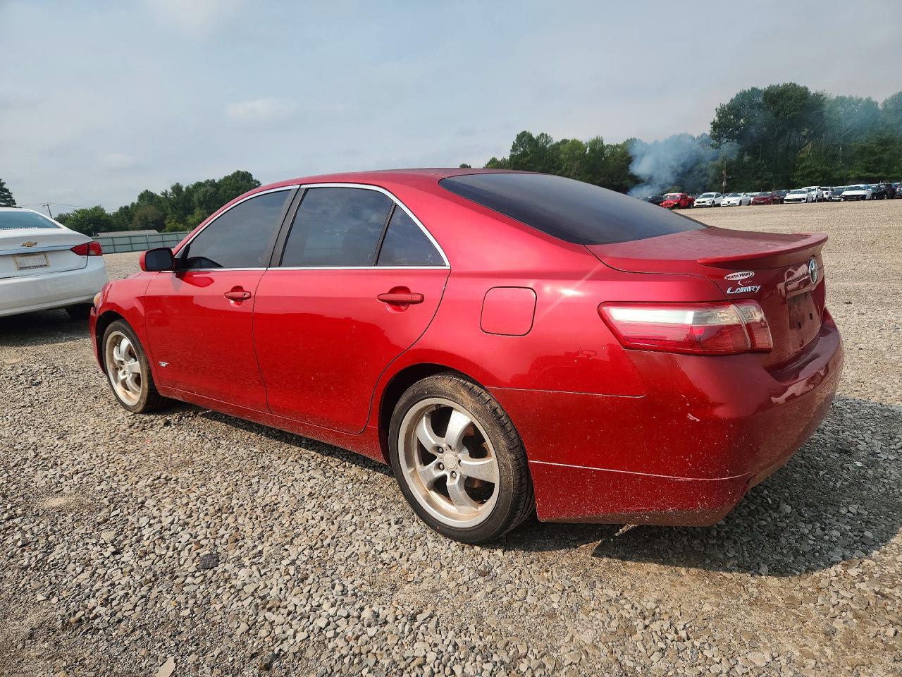 2008 Toyota Camry Le Red vin: 4T4BE46K28R029760