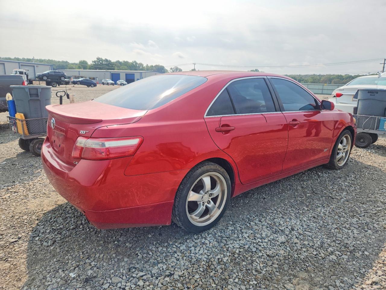 2008 Toyota Camry Le Red vin: 4T4BE46K28R029760