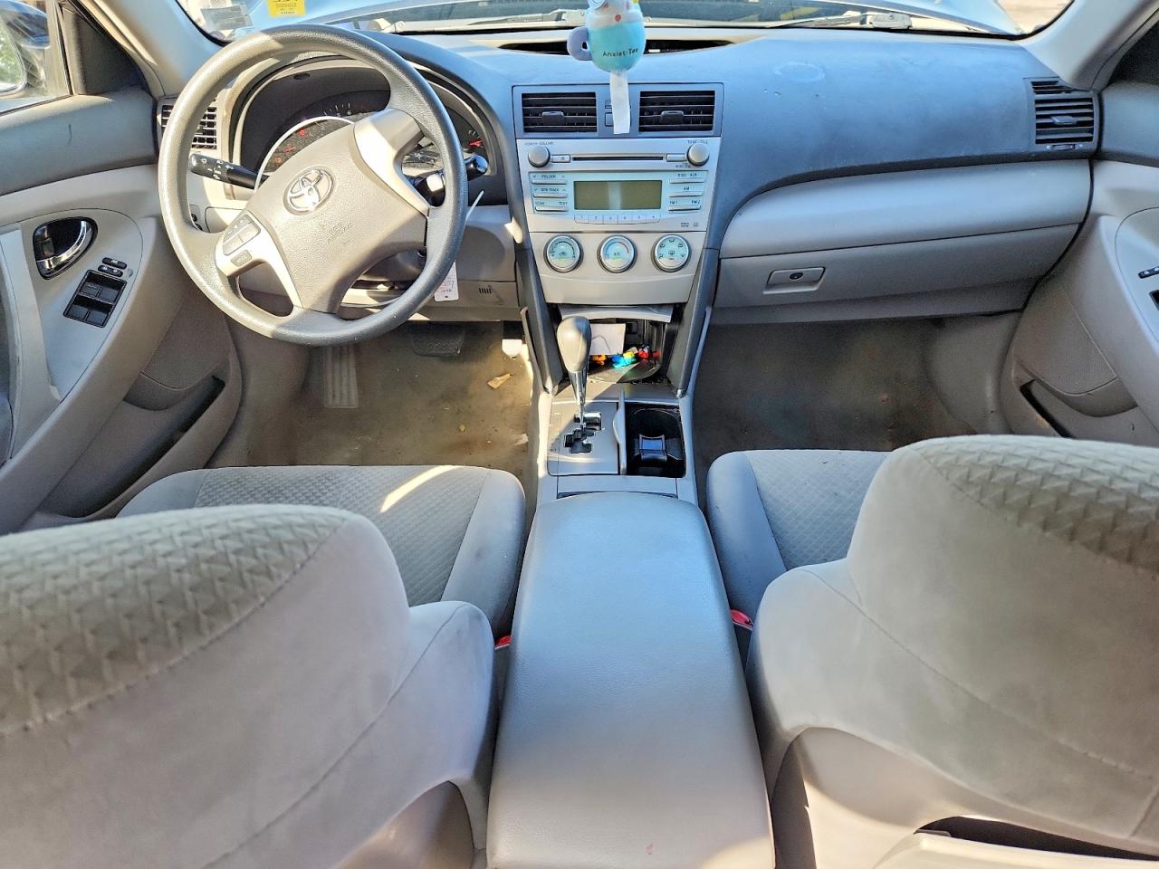2008 Toyota Camry Le Gray vin: 4T4BE46K28R041598