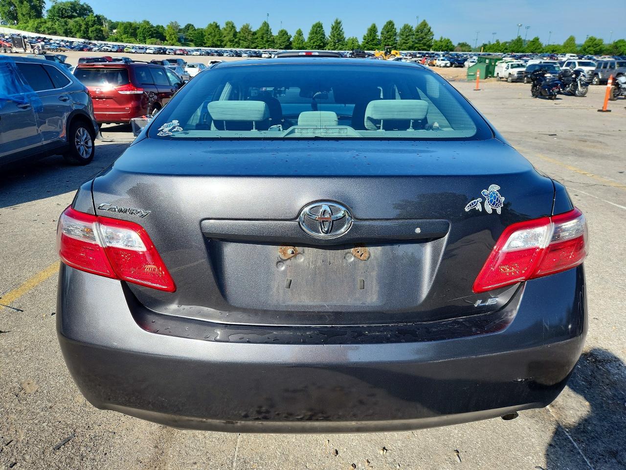 2008 Toyota Camry Le Gray vin: 4T4BE46K28R041598