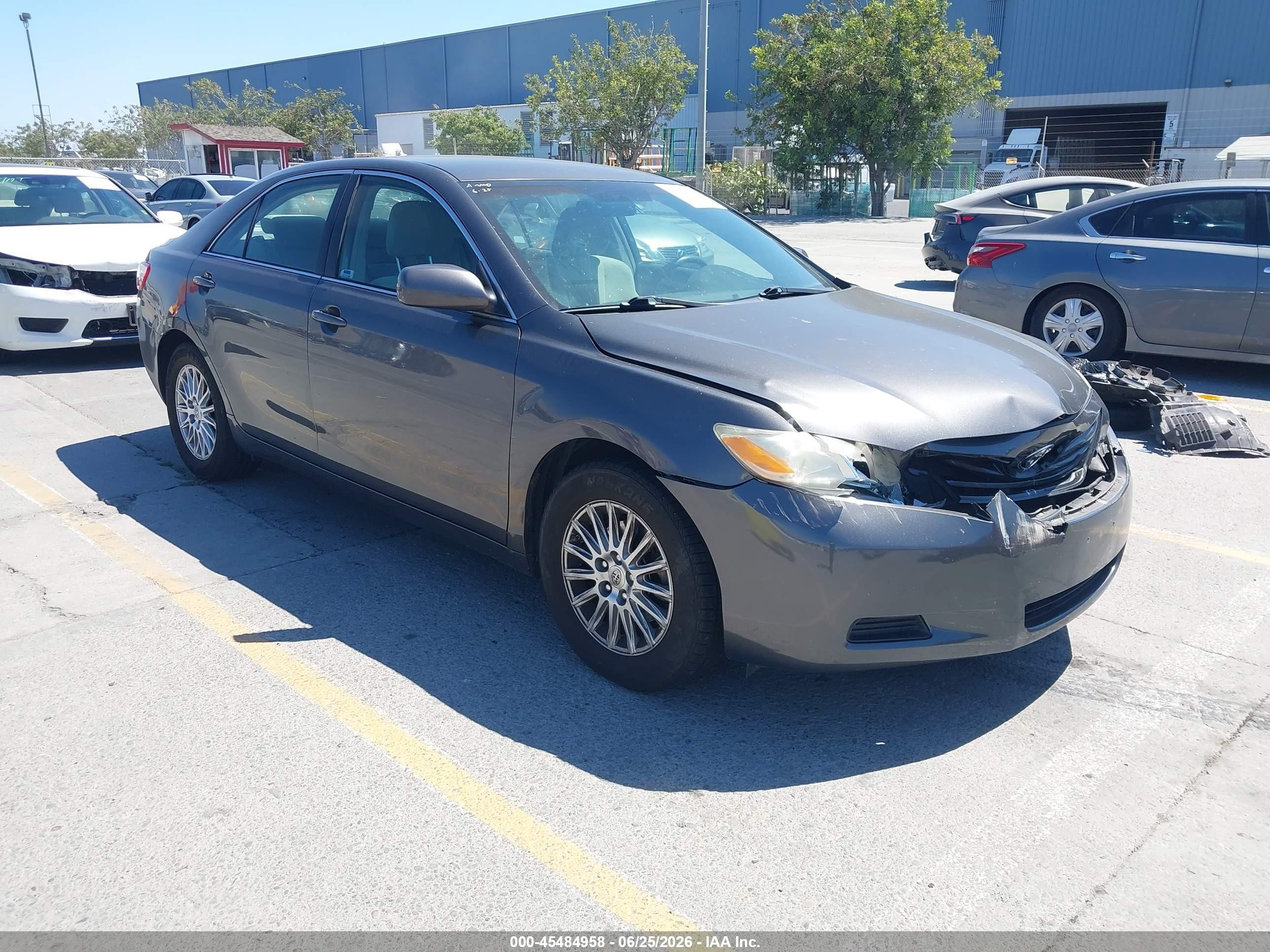 2008 Toyota Camry Le Серый vin: 4T4BE46K28R044002