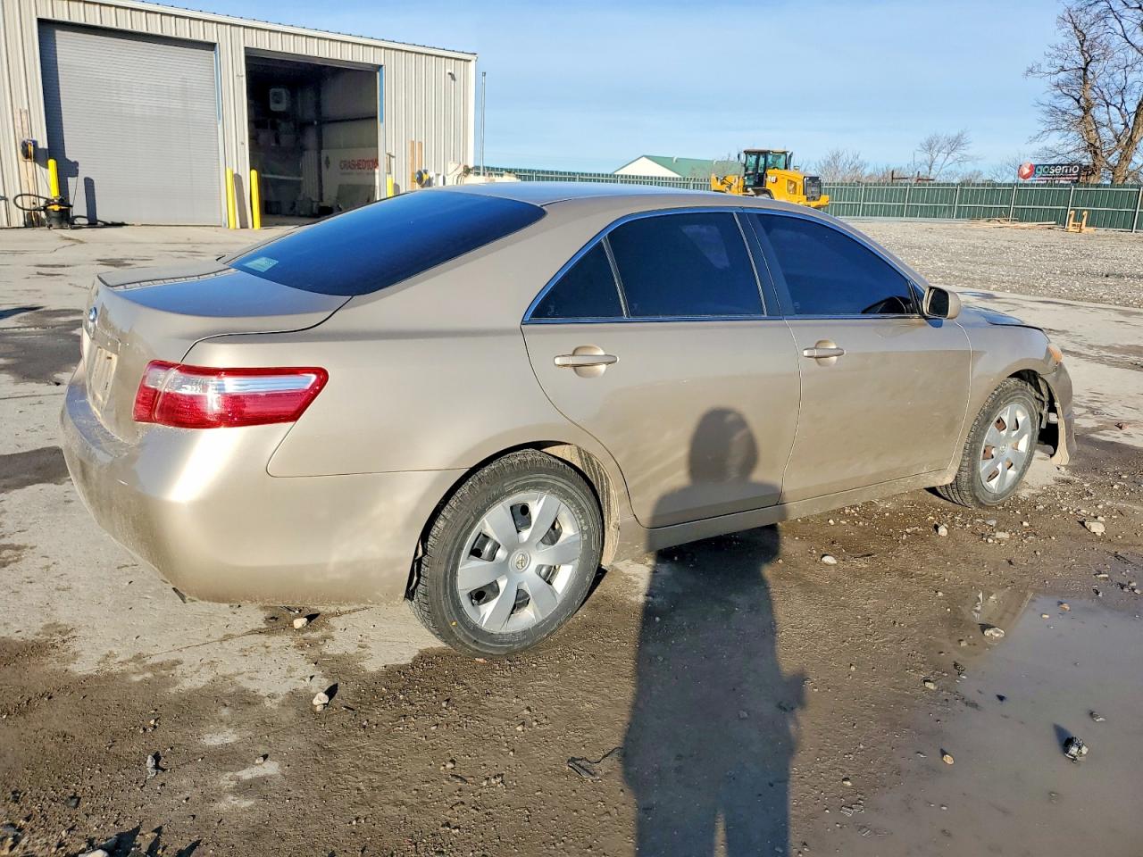 2008 Toyota Camry Ce Gold vin: 4T4BE46K28R046929