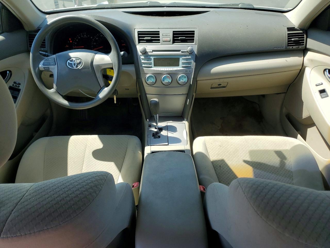 2009 Toyota Camry Base Tan vin: 4T4BE46K29R050769