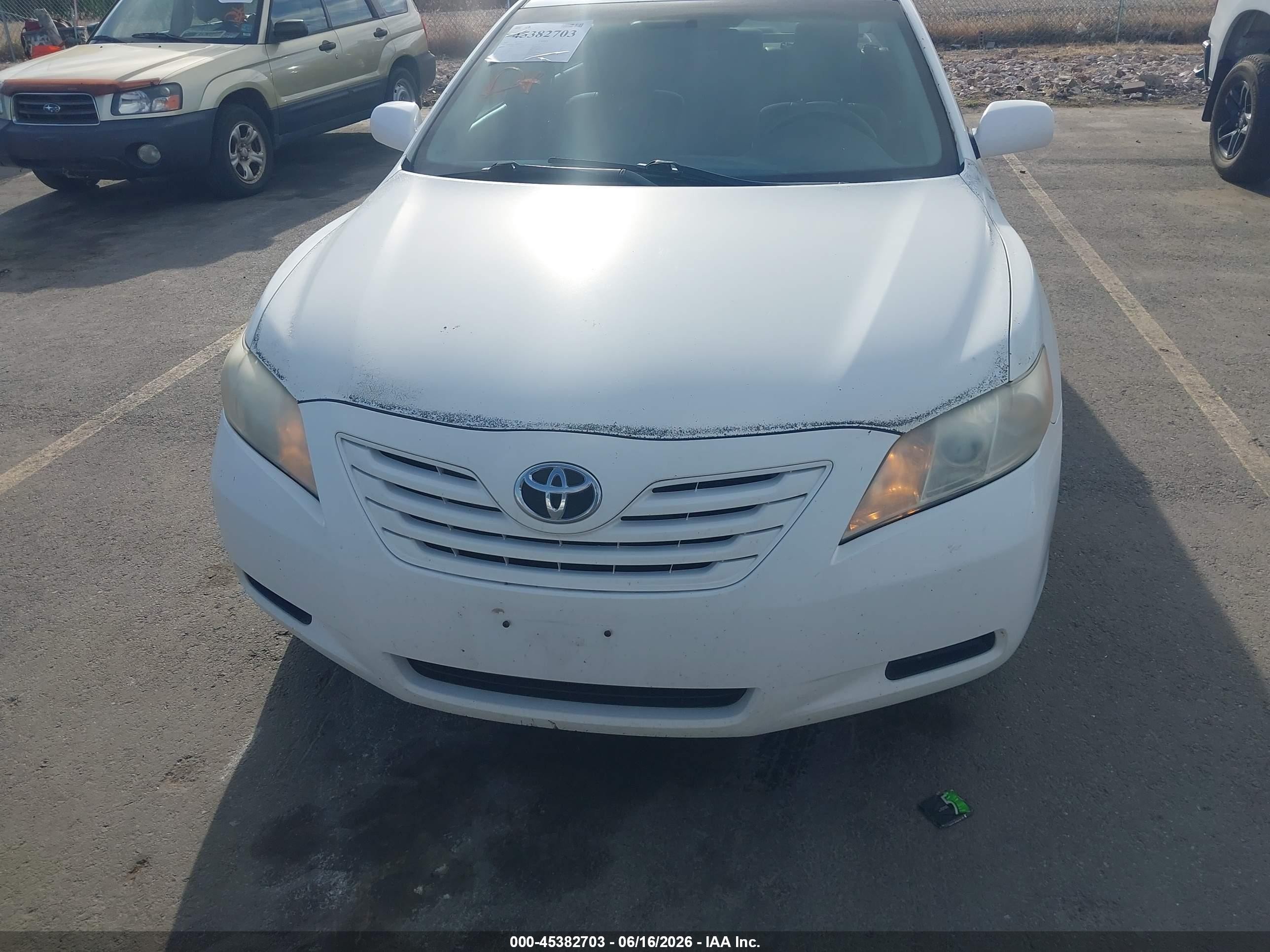 2009 Toyota Camry Le Белый vin: 4T4BE46K29R069953