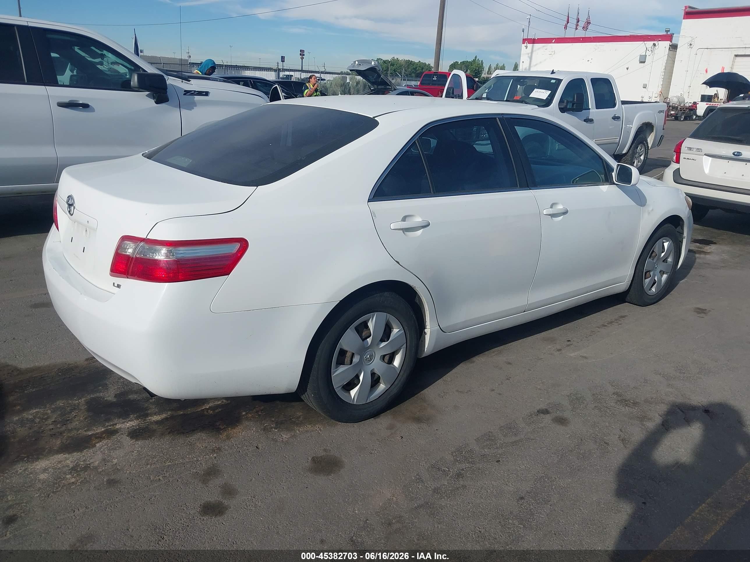 2009 Toyota Camry Le Белый vin: 4T4BE46K29R069953