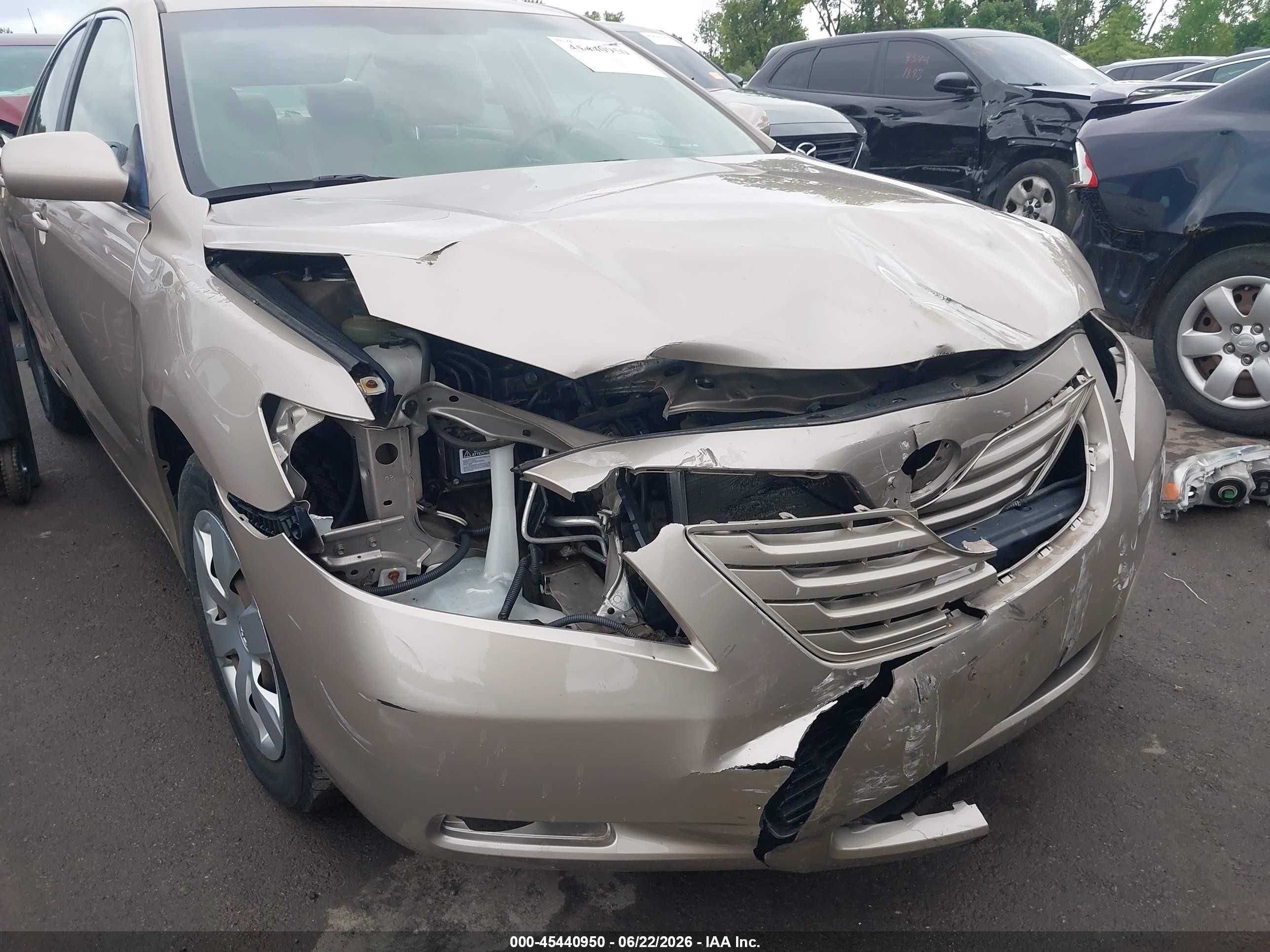 2009 Toyota Camry Le Beige vin: 4T4BE46K29R072142