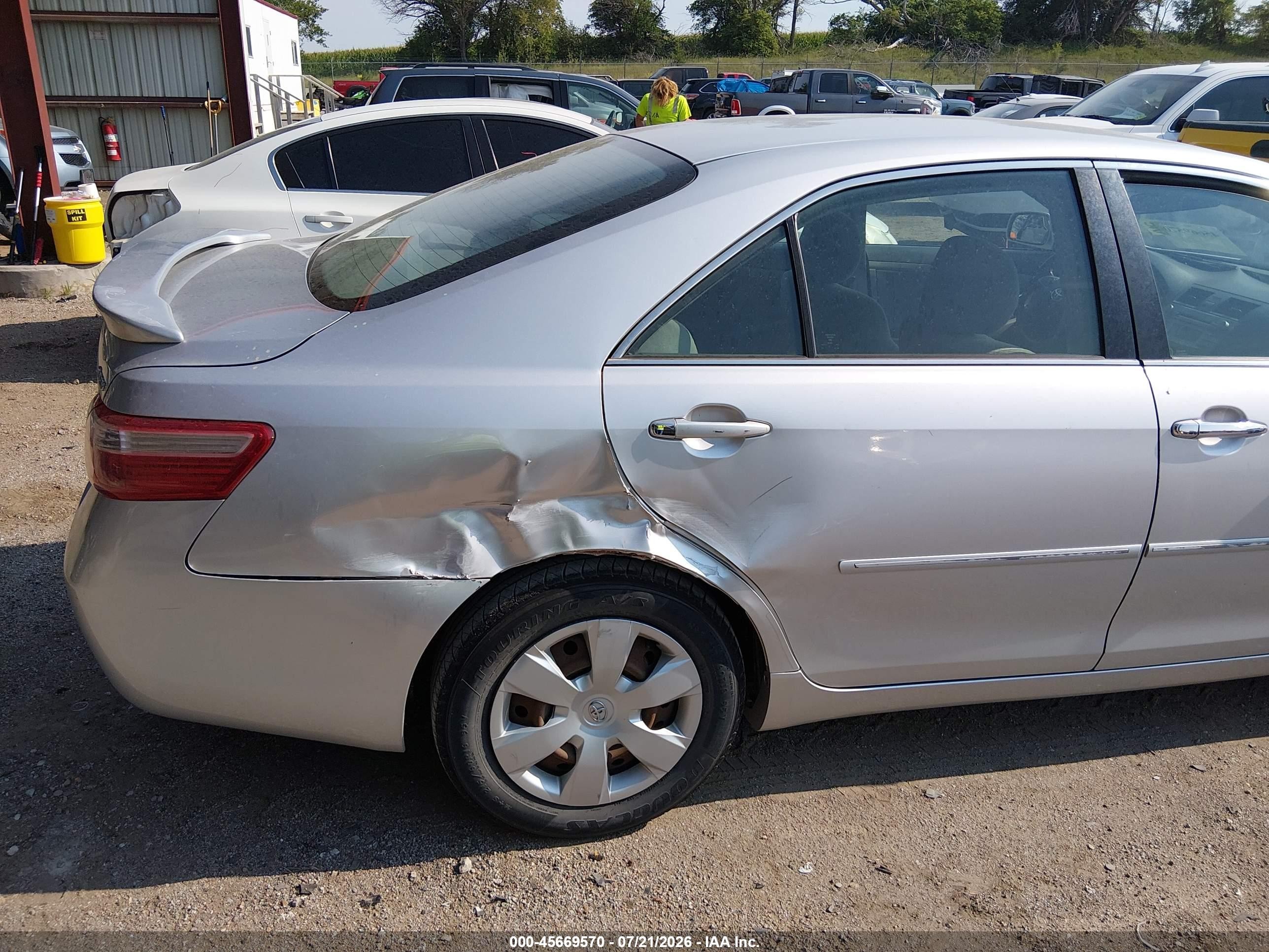 2009 Toyota Camry Silver vin: 4T4BE46K29R094190