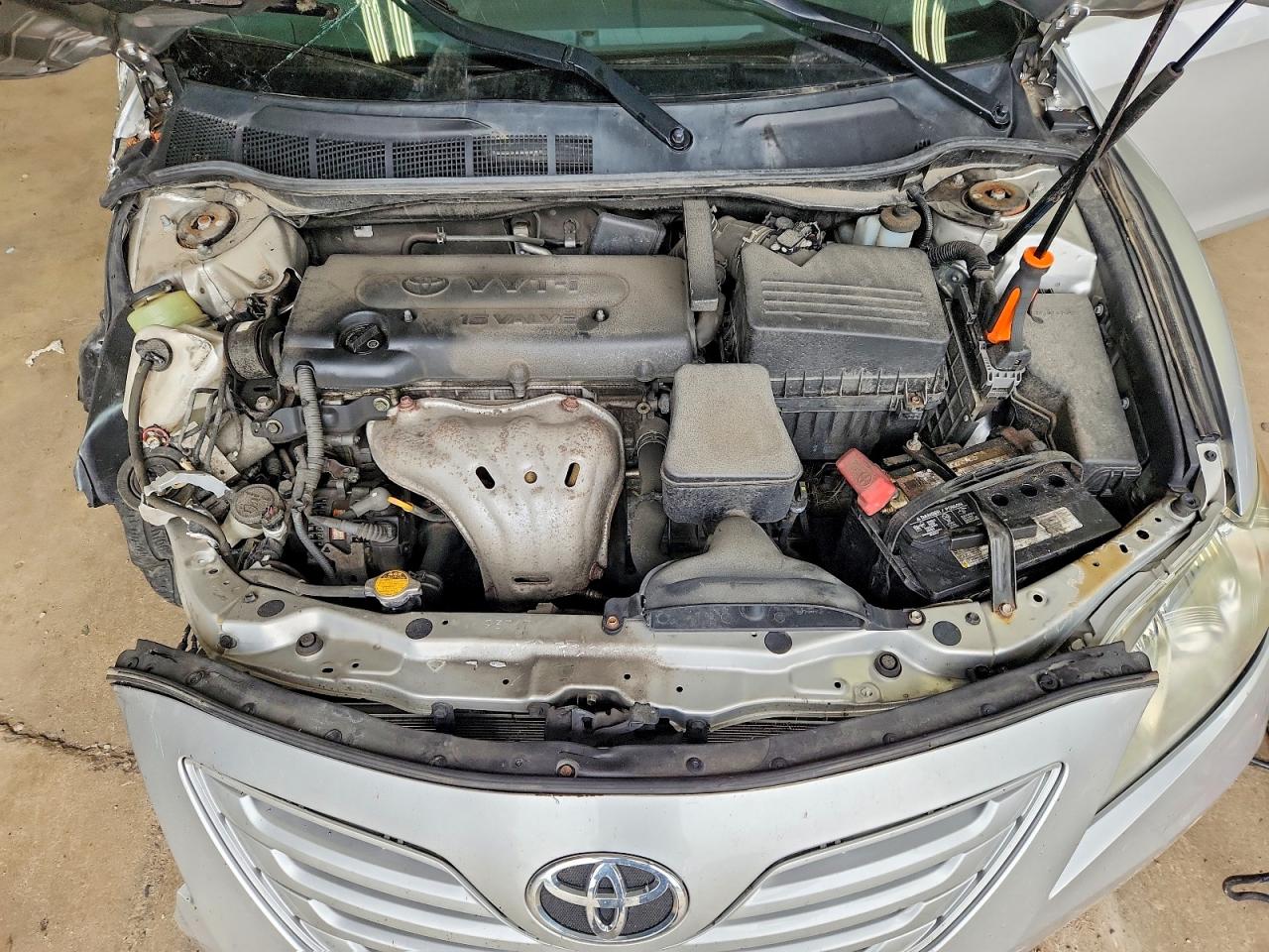 2009 Toyota Camry Le Silver vin: 4T4BE46K29R094612