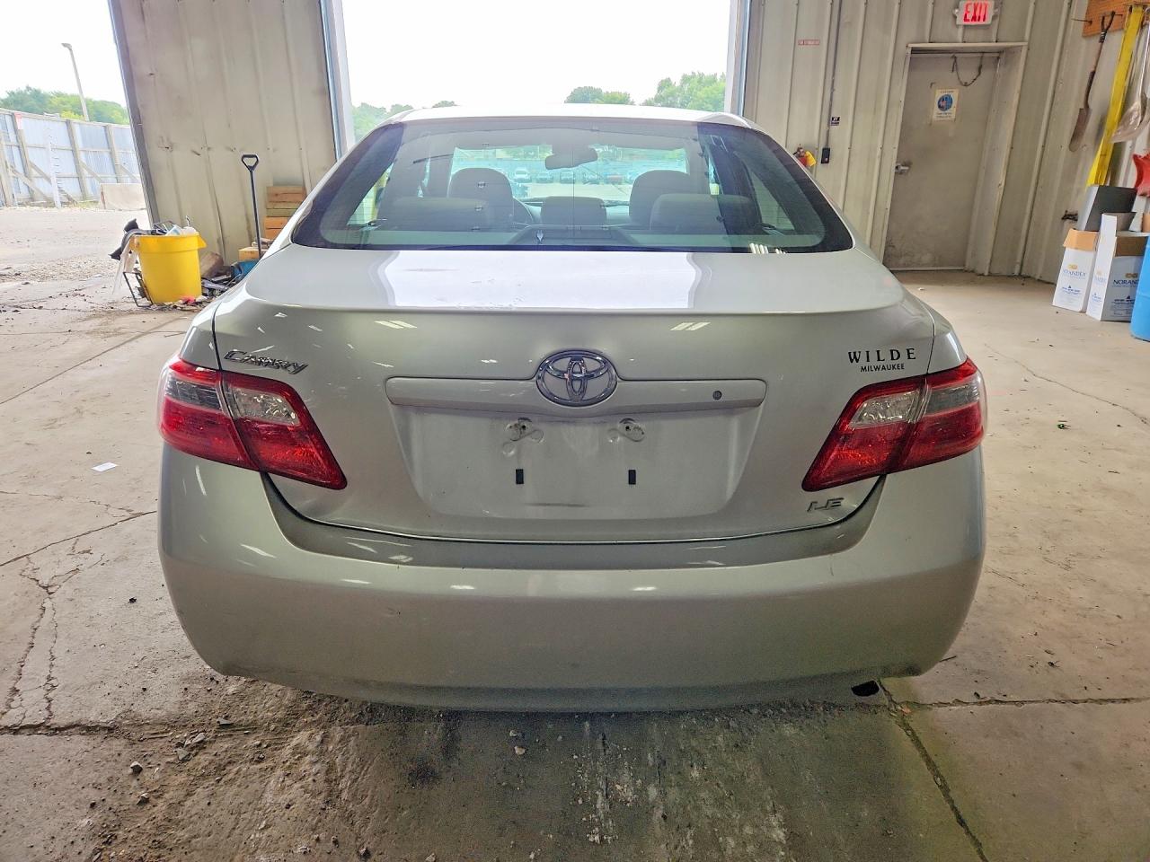 2009 Toyota Camry Le Silver vin: 4T4BE46K29R094612