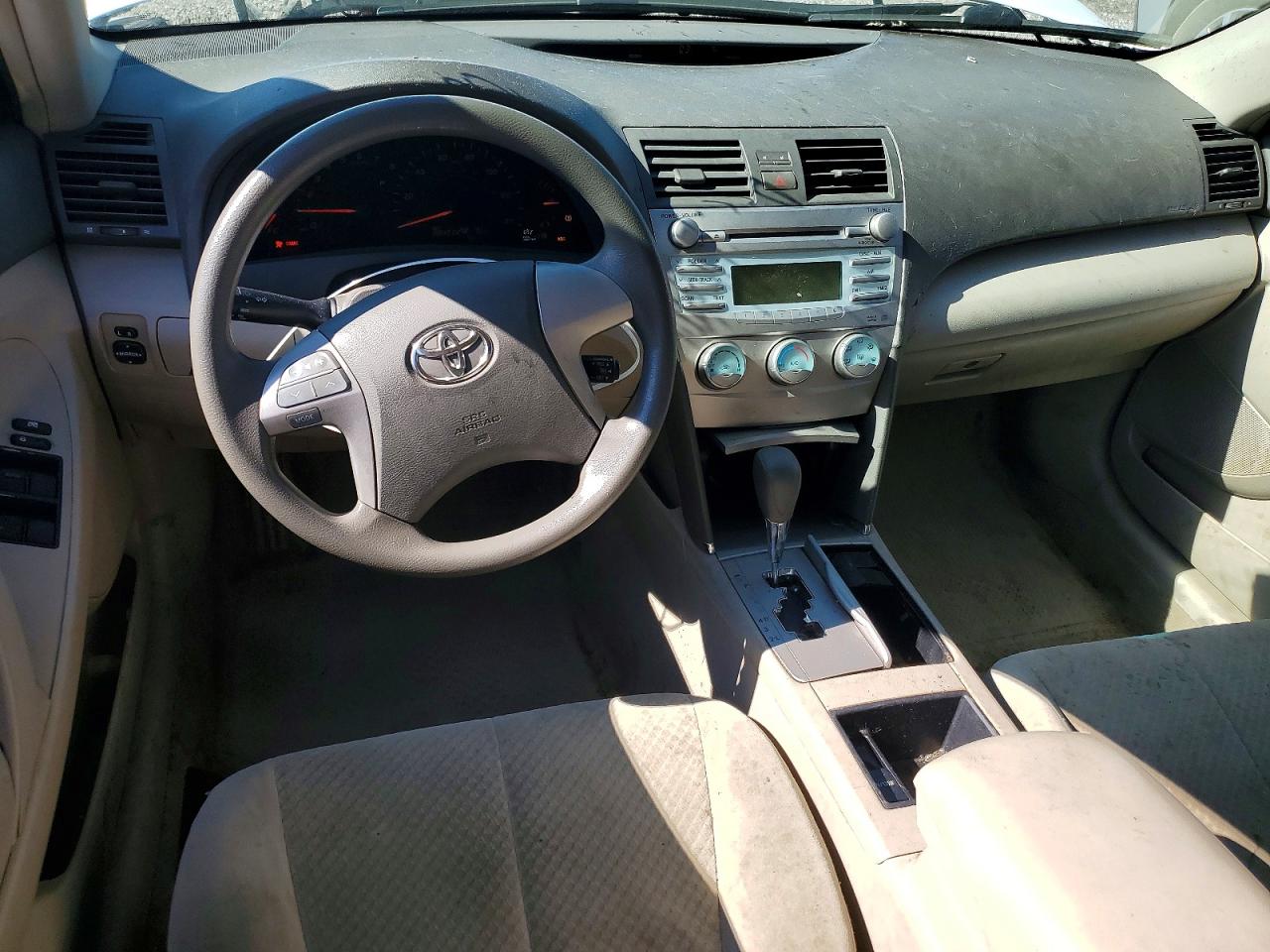 2009 Toyota Camry Le White vin: 4T4BE46K29R098031