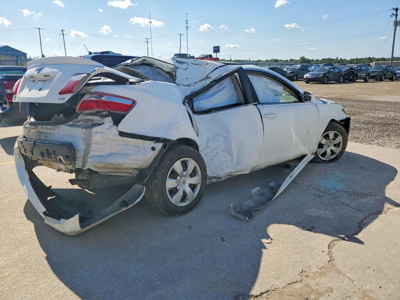 2009 Toyota Camry Le White vin: 4T4BE46K29R098031