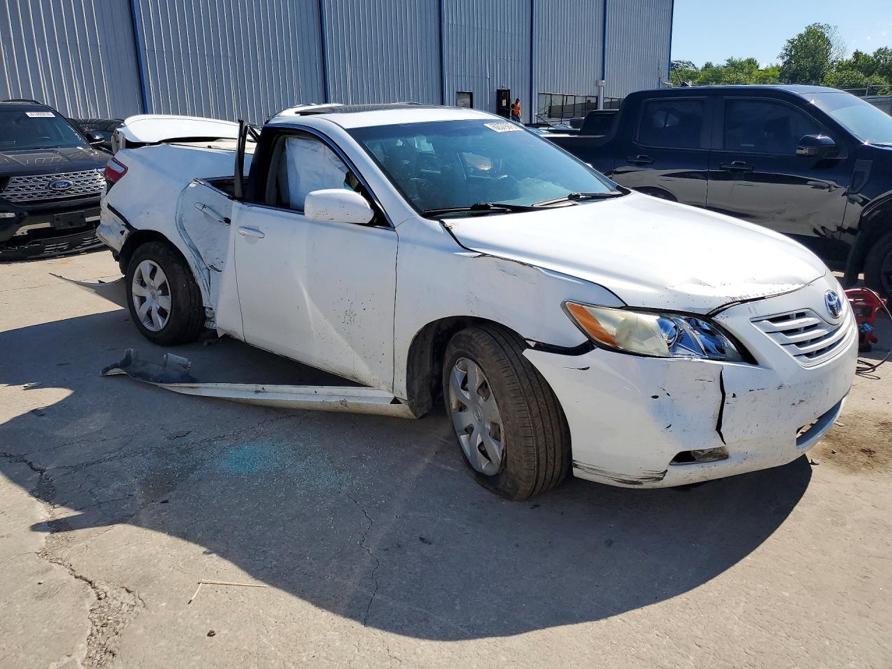 2009 Toyota Camry Le White vin: 4T4BE46K29R098031