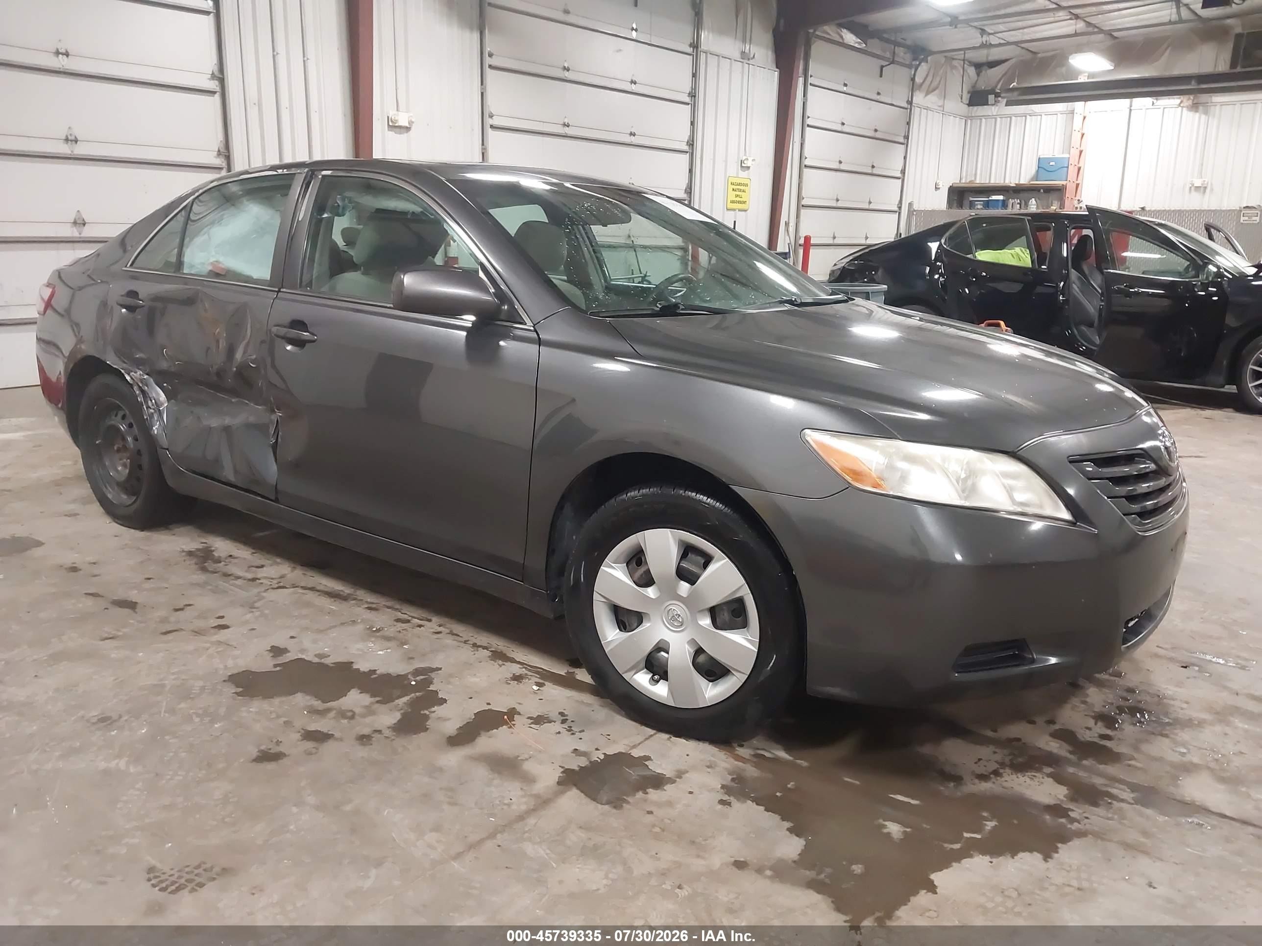 2009 Toyota Camry Le Gray vin: 4T4BE46K29R104524
