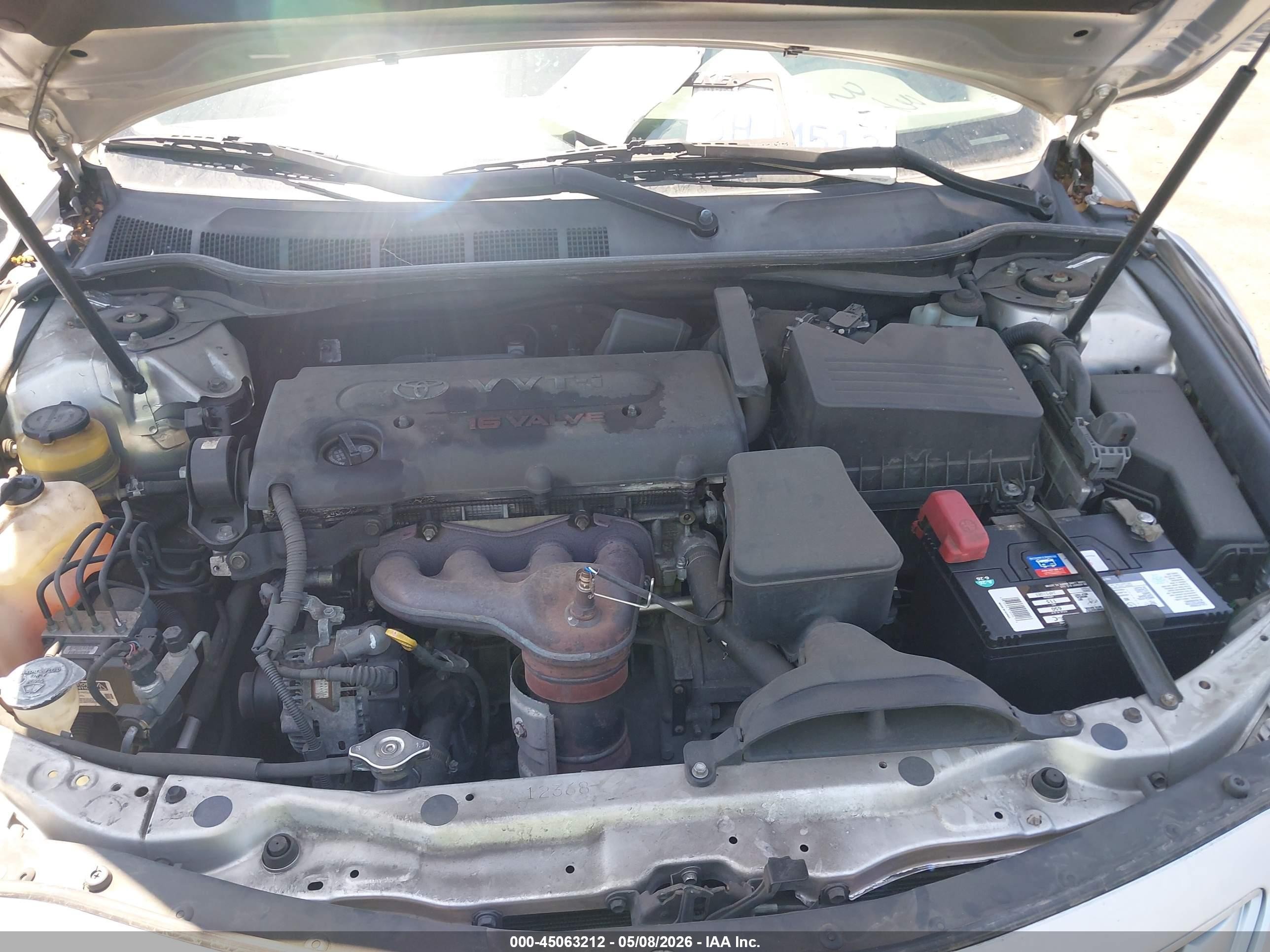 2009 Toyota Camry   Silver vin: 4T4BE46K29R113210
