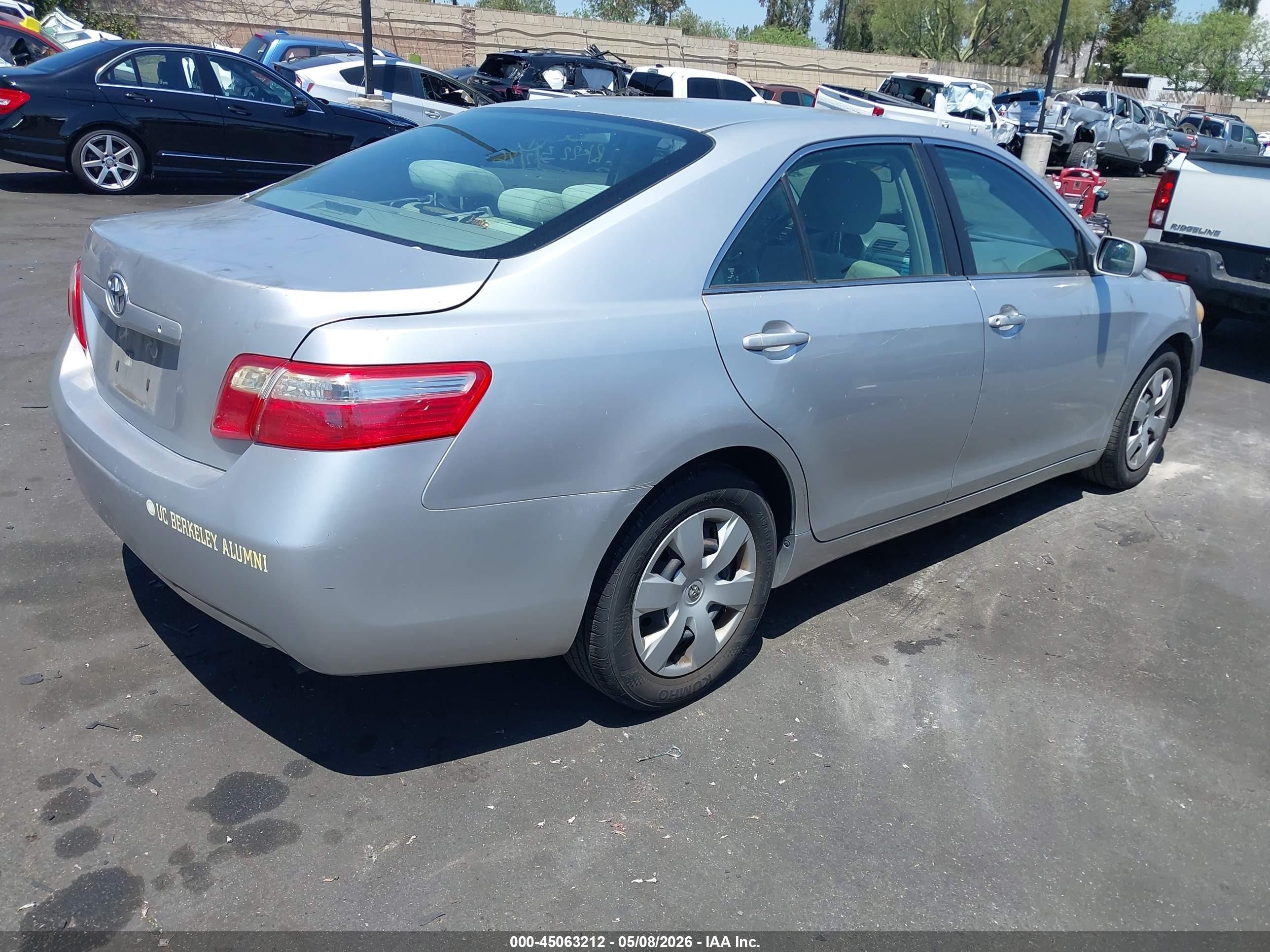 2009 Toyota Camry   Silver vin: 4T4BE46K29R113210