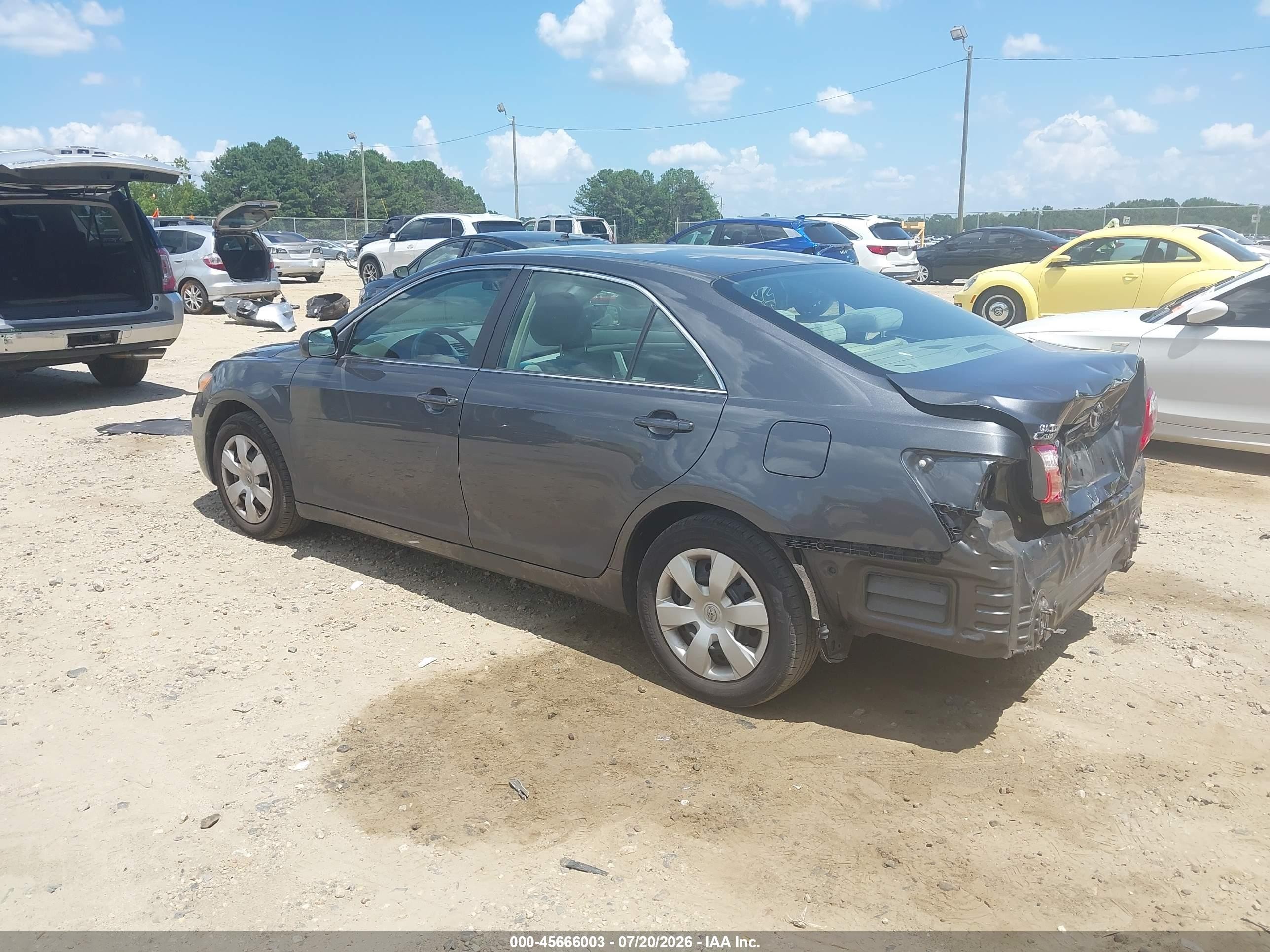 2009 Toyota Camry Le Gray vin: 4T4BE46K29R115295