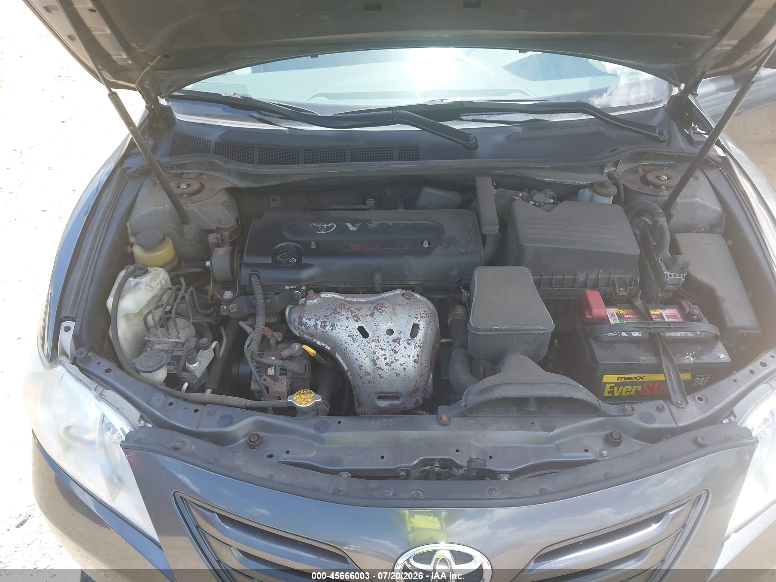 2009 Toyota Camry Le Gray vin: 4T4BE46K29R115295