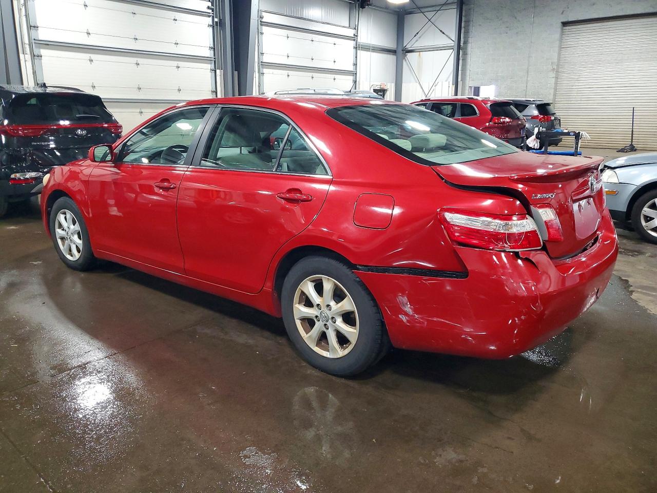 2009 Toyota Camry Le Red vin: 4T4BE46K29R131142