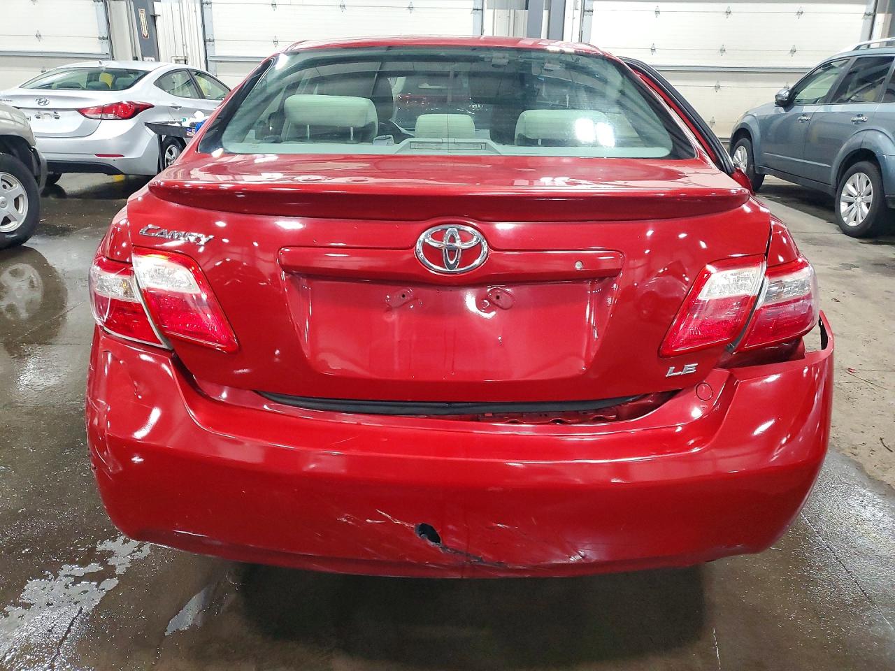 2009 Toyota Camry Le Red vin: 4T4BE46K29R131142