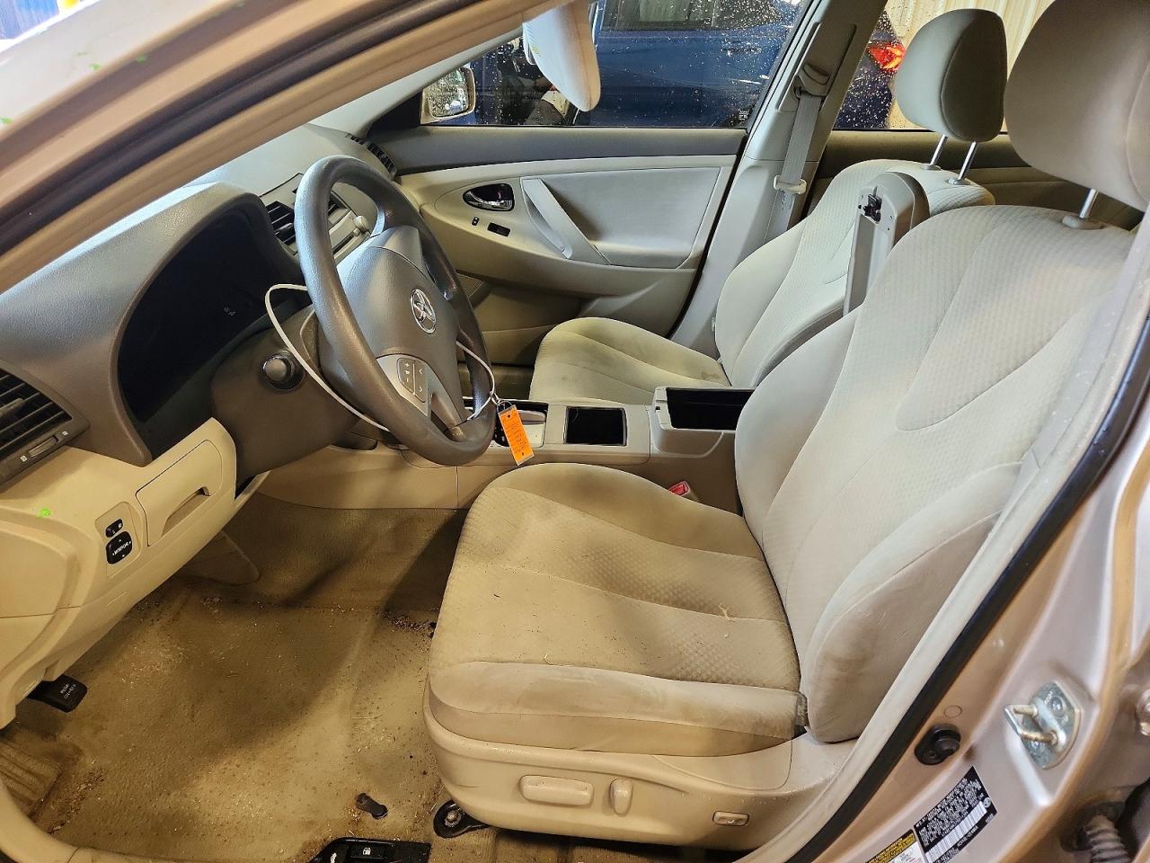 2007 Toyota Camry Le Silver vin: 4T4BE46K37R011394