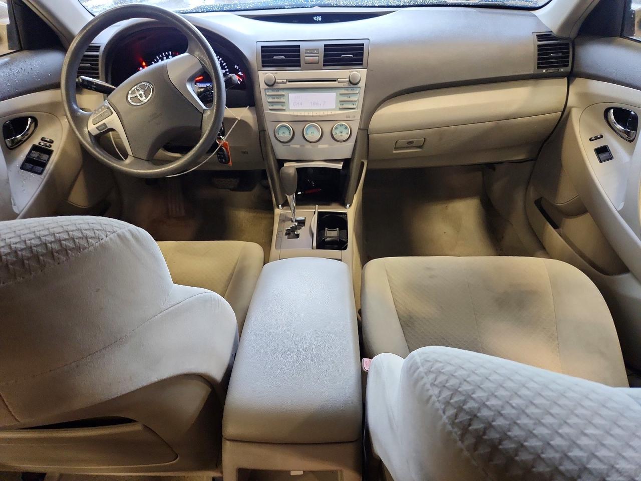 2007 Toyota Camry Le Silver vin: 4T4BE46K37R011394