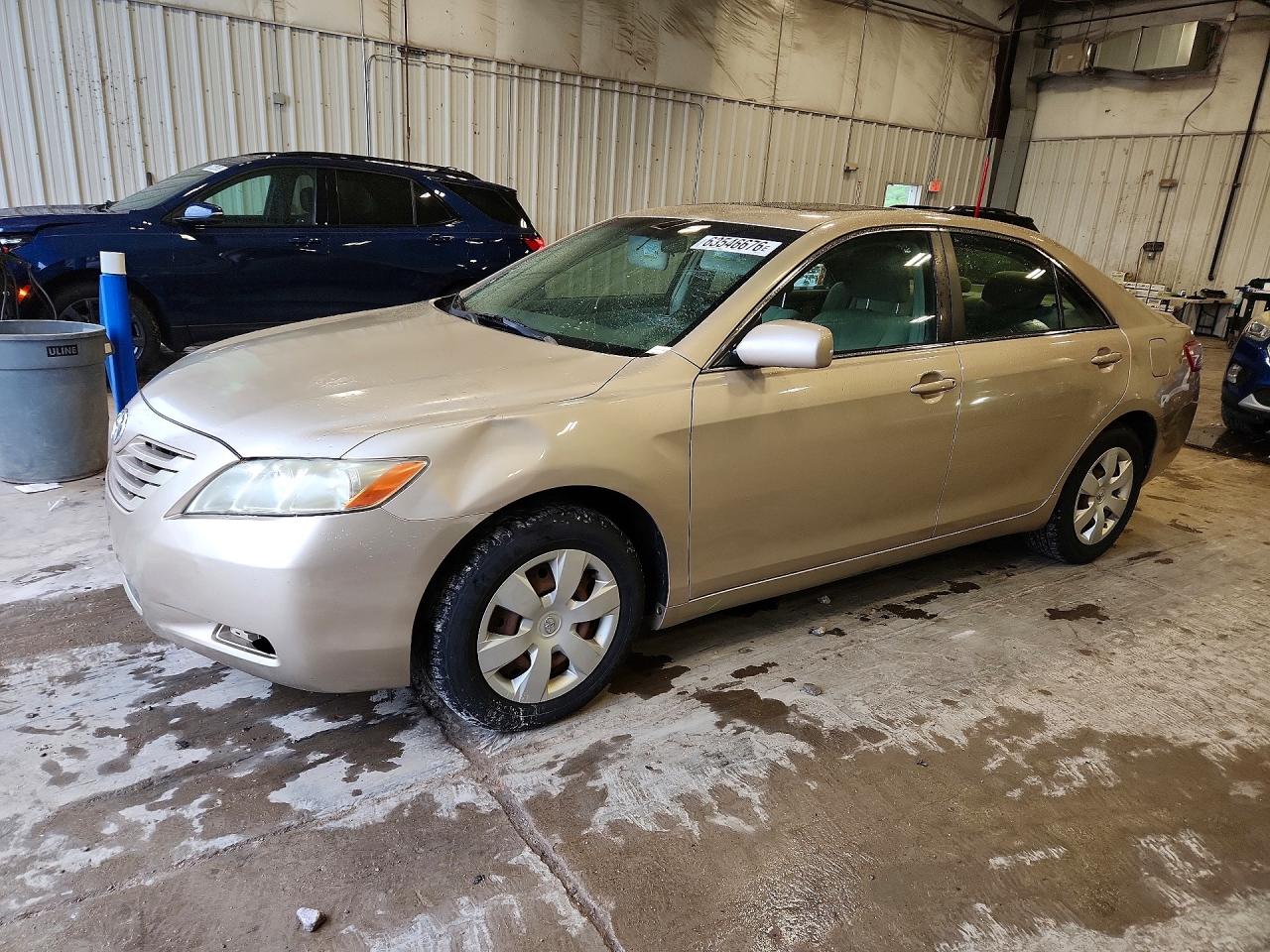 2007 Toyota Camry Le Silver vin: 4T4BE46K37R011394