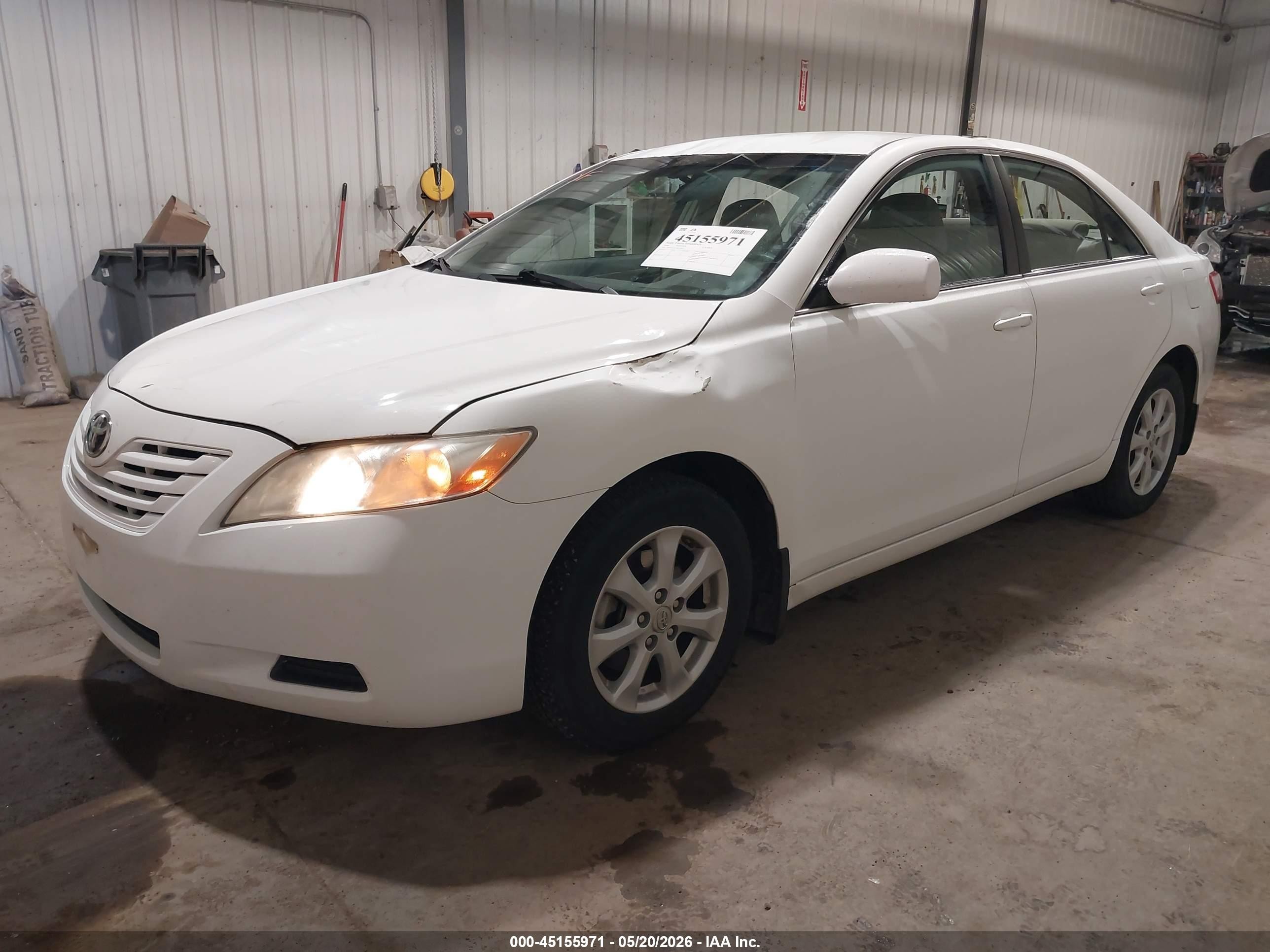 2008 Toyota Camry Le White vin: 4T4BE46K38R015835