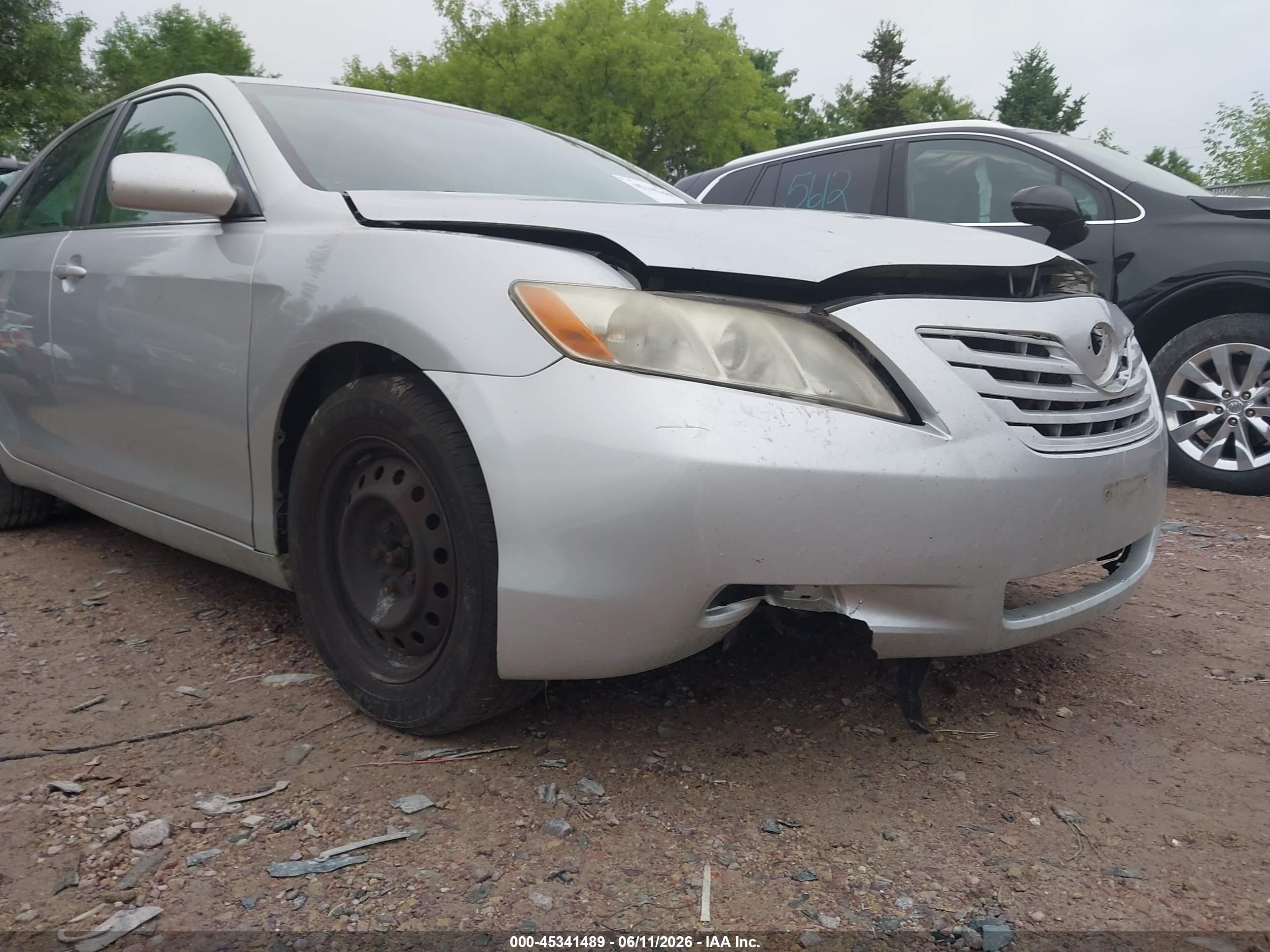 2008 Toyota Camry Le Серебряный vin: 4T4BE46K38R021473