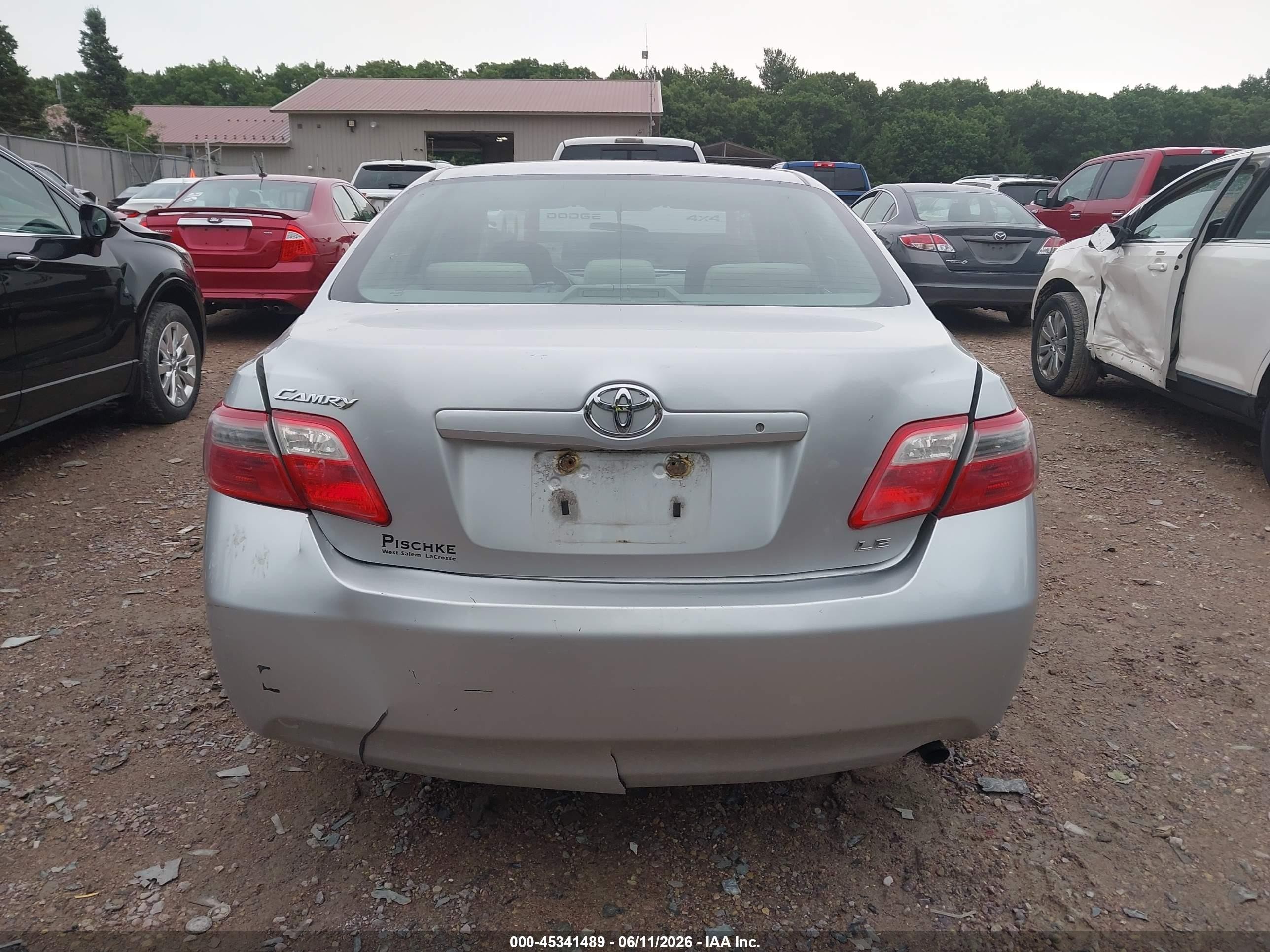 2008 Toyota Camry Le Серебряный vin: 4T4BE46K38R021473
