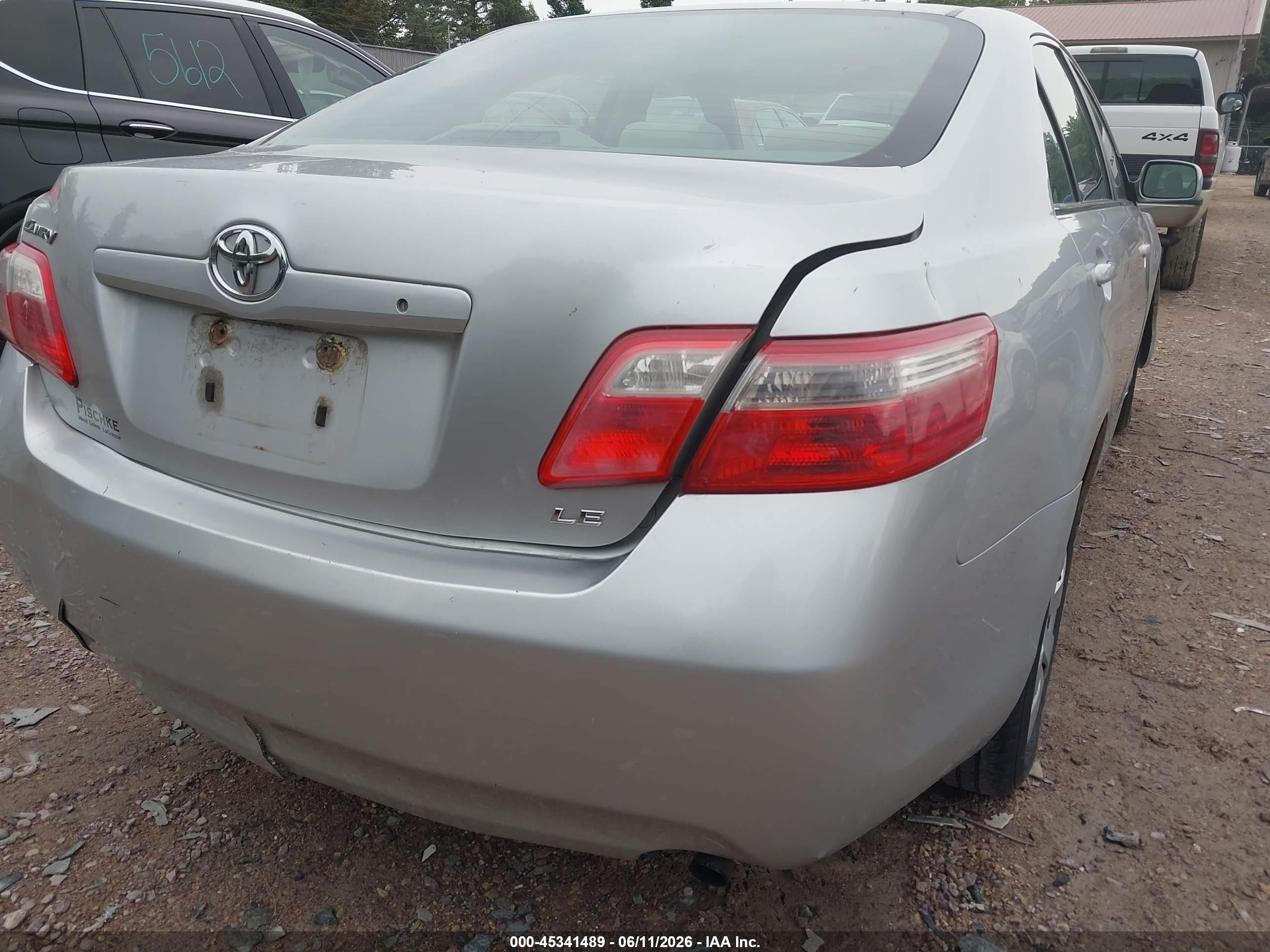 2008 Toyota Camry Le Серебряный vin: 4T4BE46K38R021473